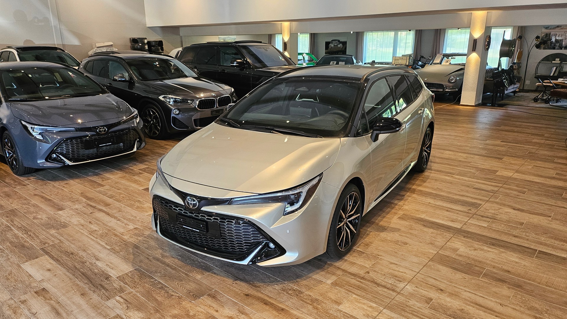 TOYOTA Corolla Touring Sports 2.0 HSD GR Sport e-CVT🔥🔥-showroom-element-1