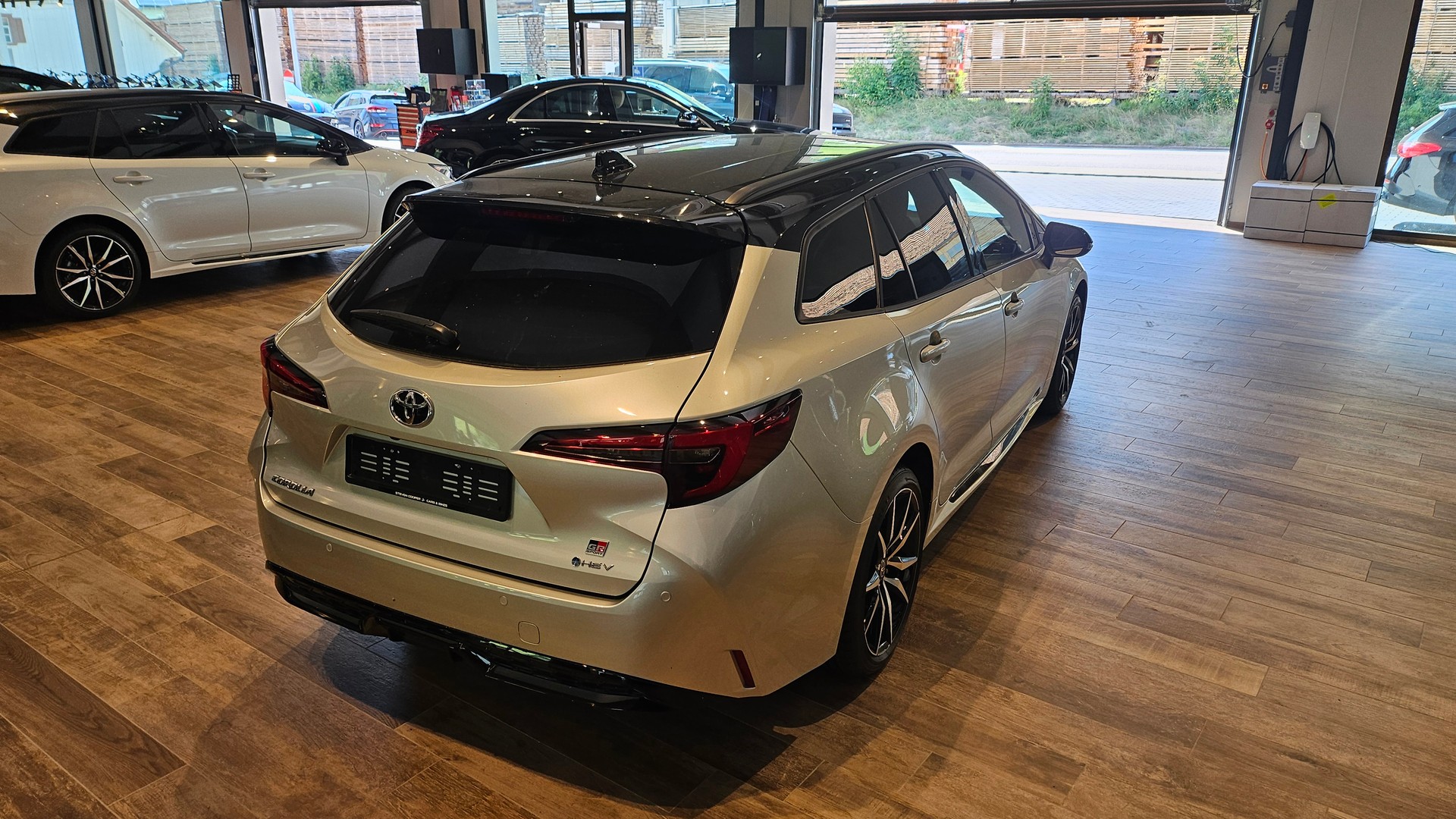 TOYOTA Corolla Touring Sports 2.0 HSD GR Sport e-CVTđ„đ„-image-9