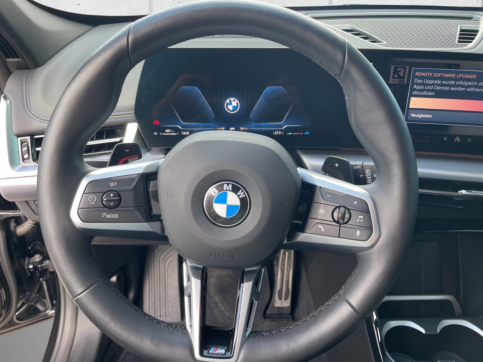 BMW X1 xDrive 23i 48V M Sport-image-10