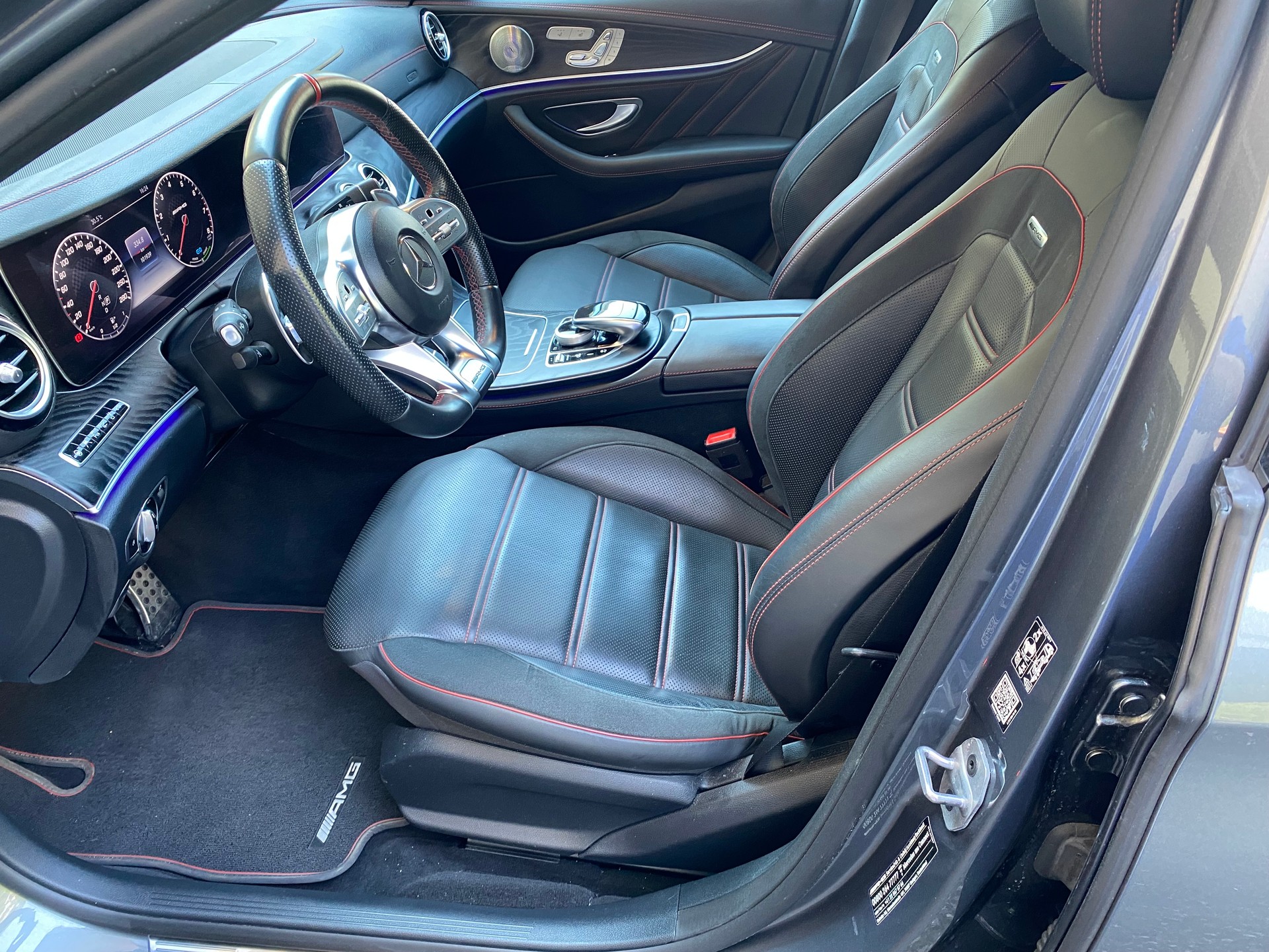 MERCEDES-BENZ E 53 AMG 4Matic 9G-Tronic-image-2