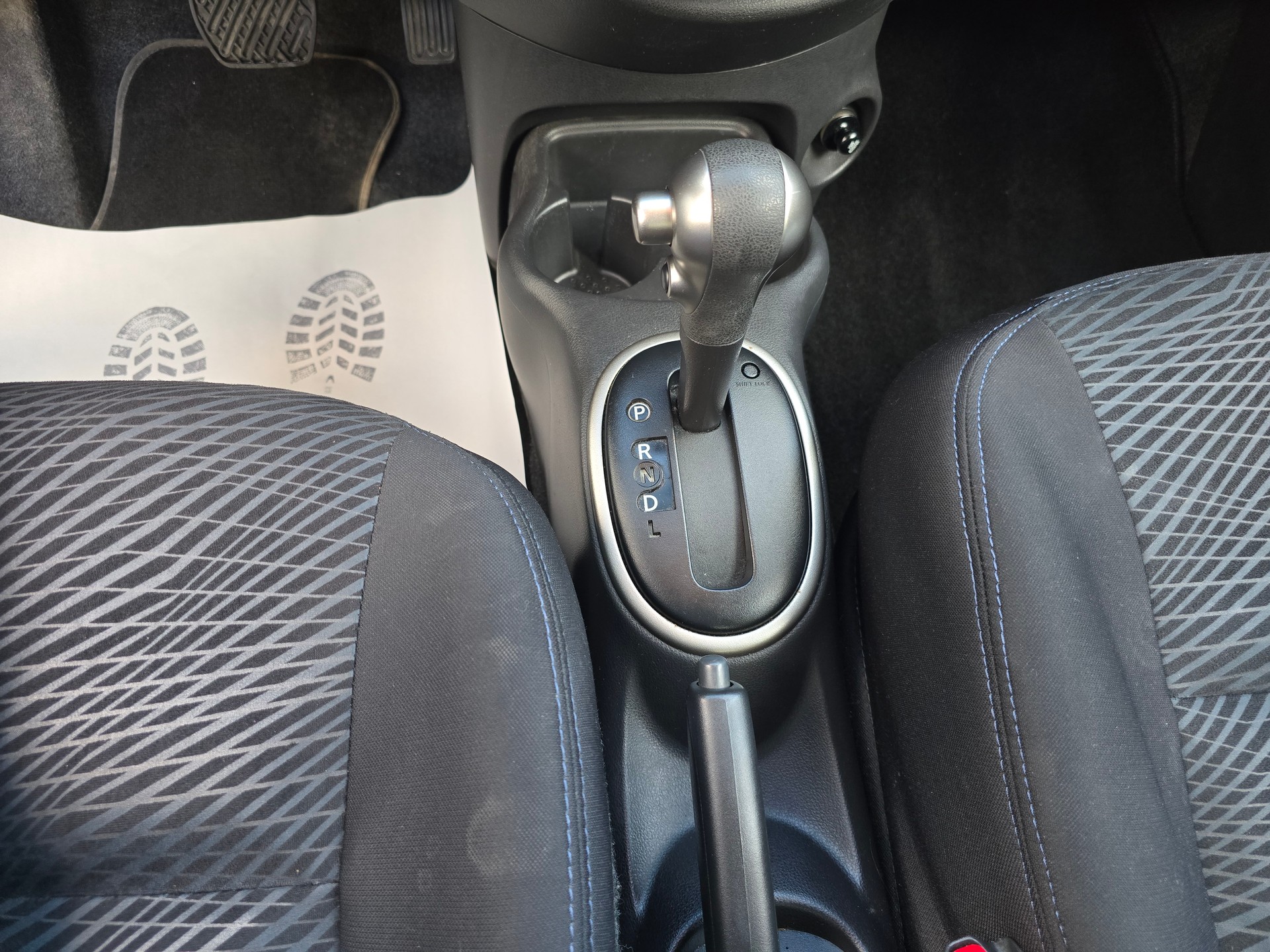 NISSAN Micra 1.2 acenta CVT-image-20
