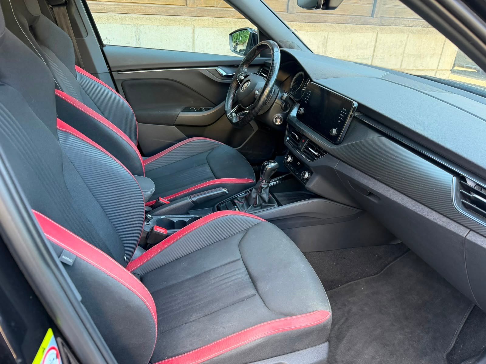 SKODA Kamiq 1.5 TSI ACT Monte Carlo DSG-image-9