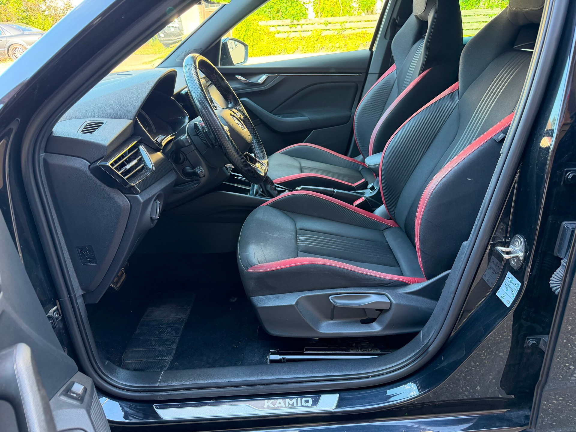 SKODA Kamiq 1.5 TSI ACT Monte Carlo DSG-image-8