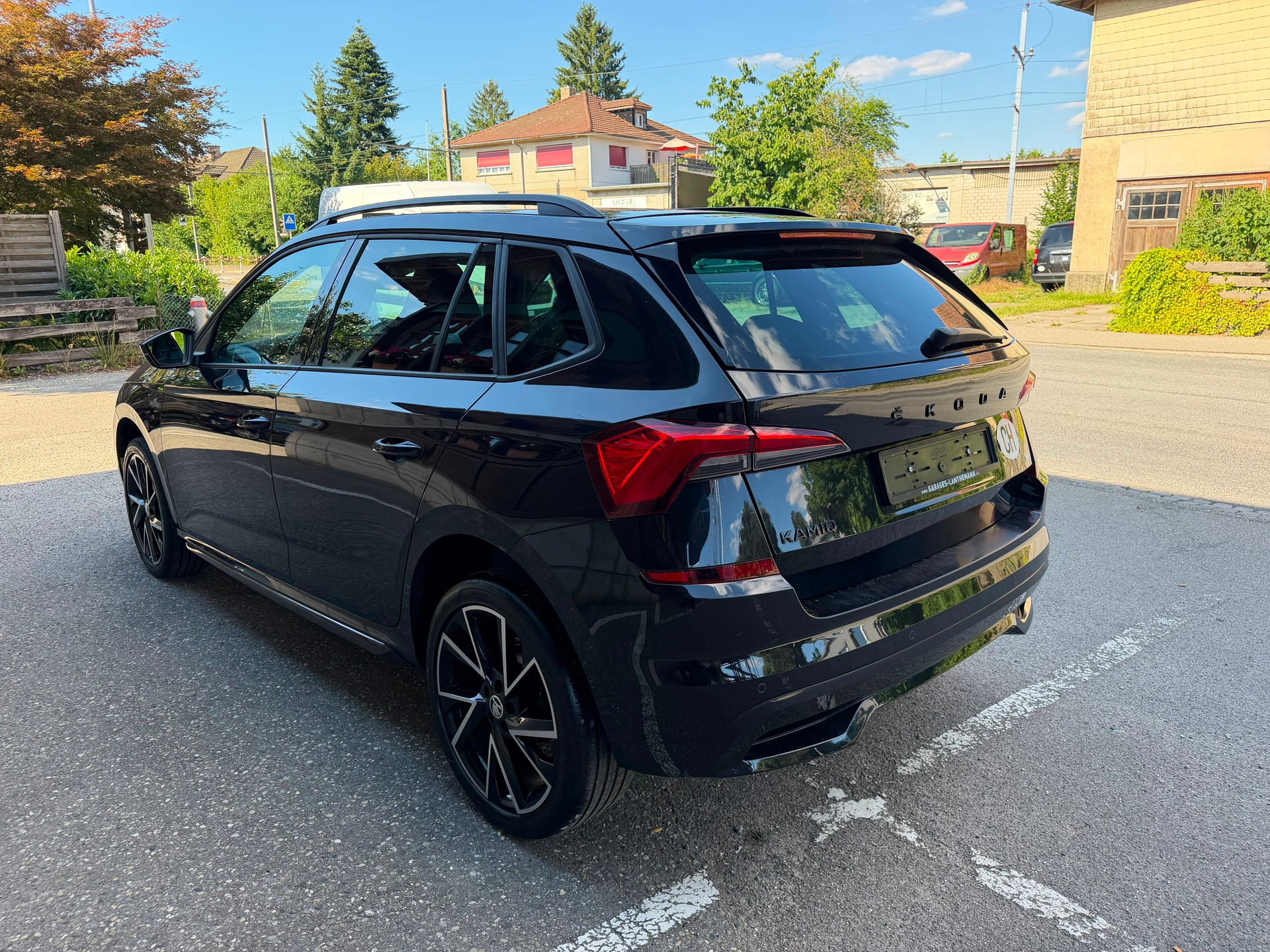 SKODA Kamiq 1.5 TSI ACT Monte Carlo DSG-showroom-element-2
