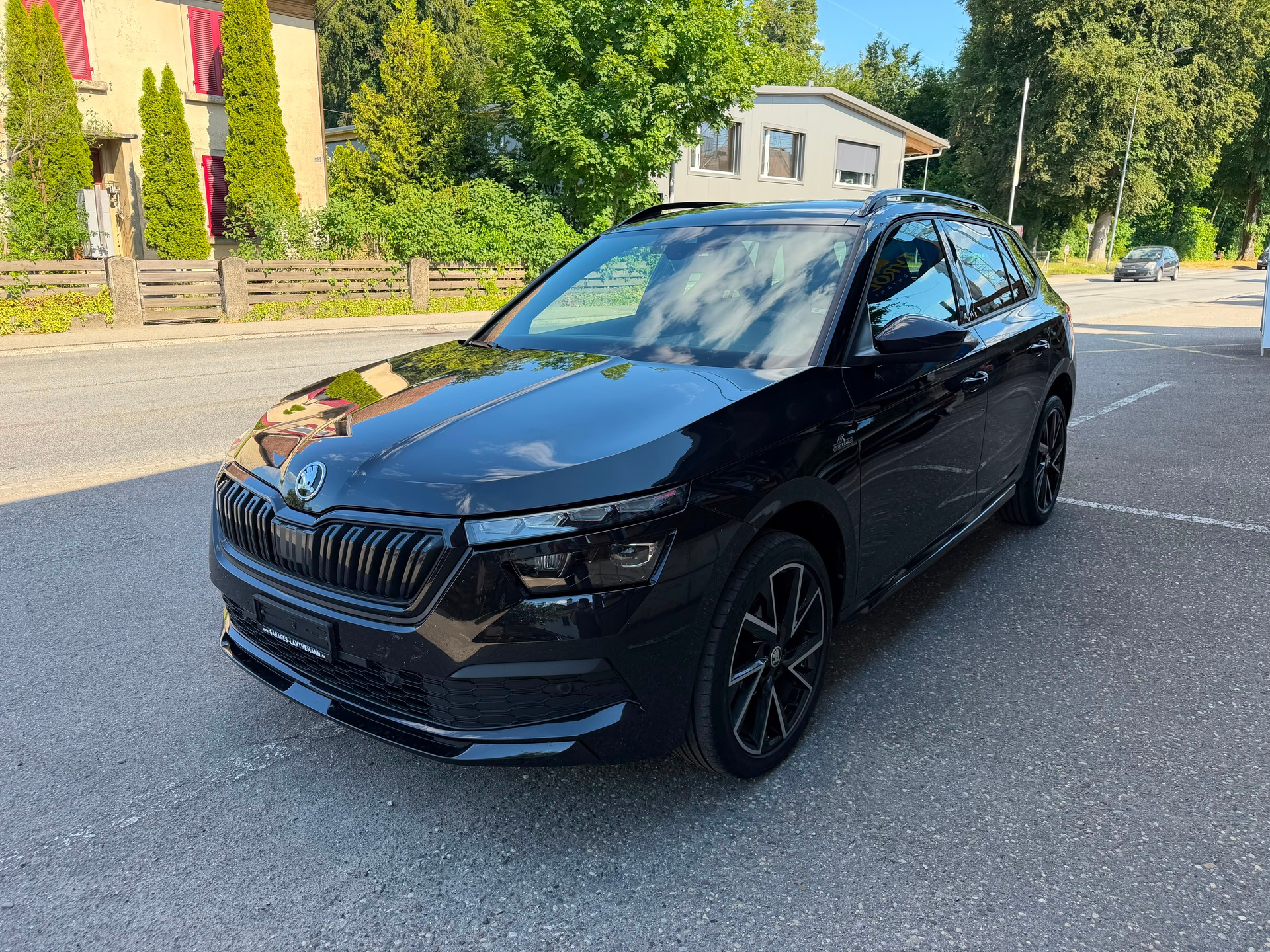 SKODA Kamiq 1.5 TSI ACT Monte Carlo DSG-showroom-element-1