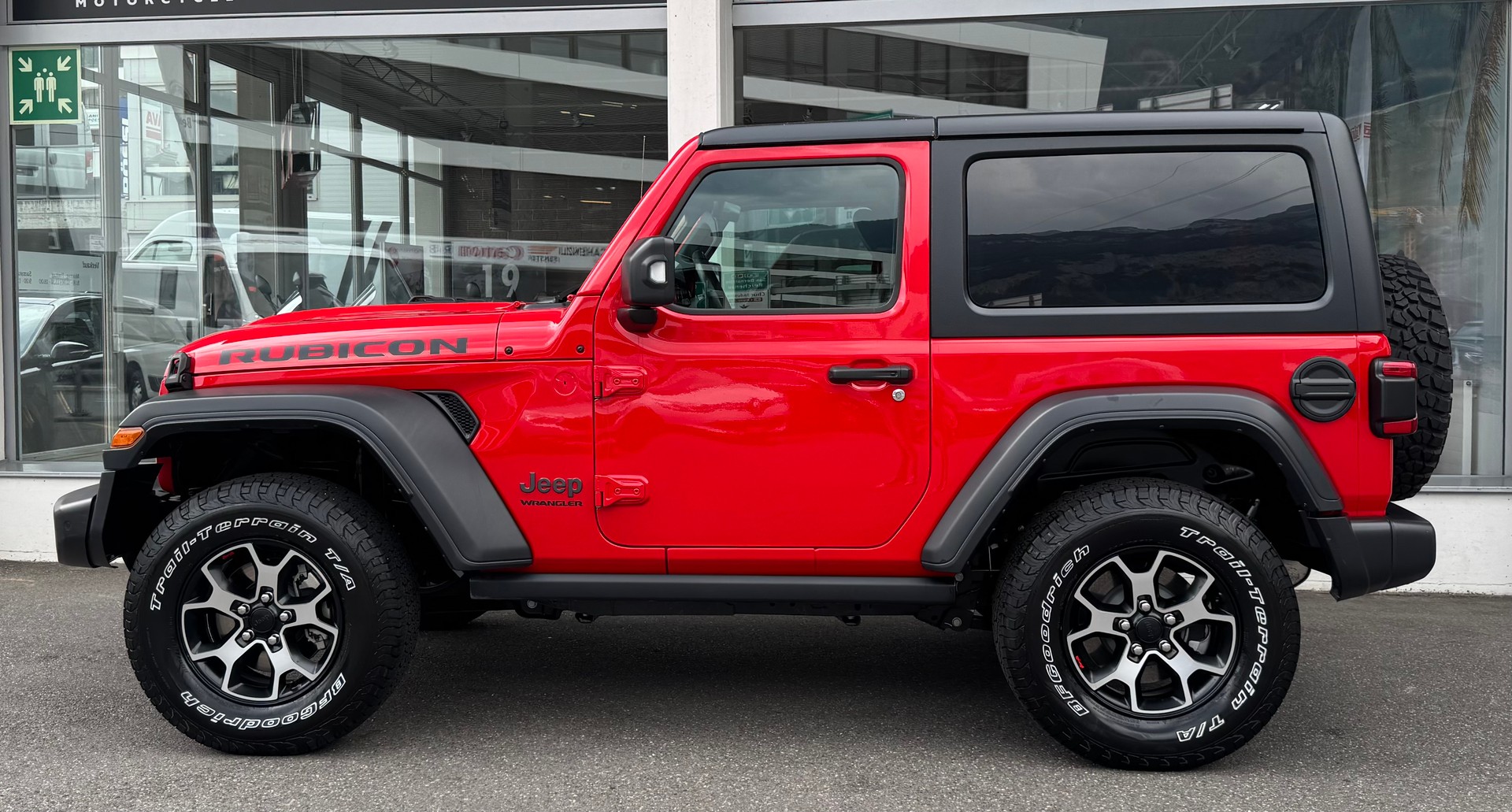 JEEP Wrangler 2.0 Rubicon Automatic-showroom-element-2
