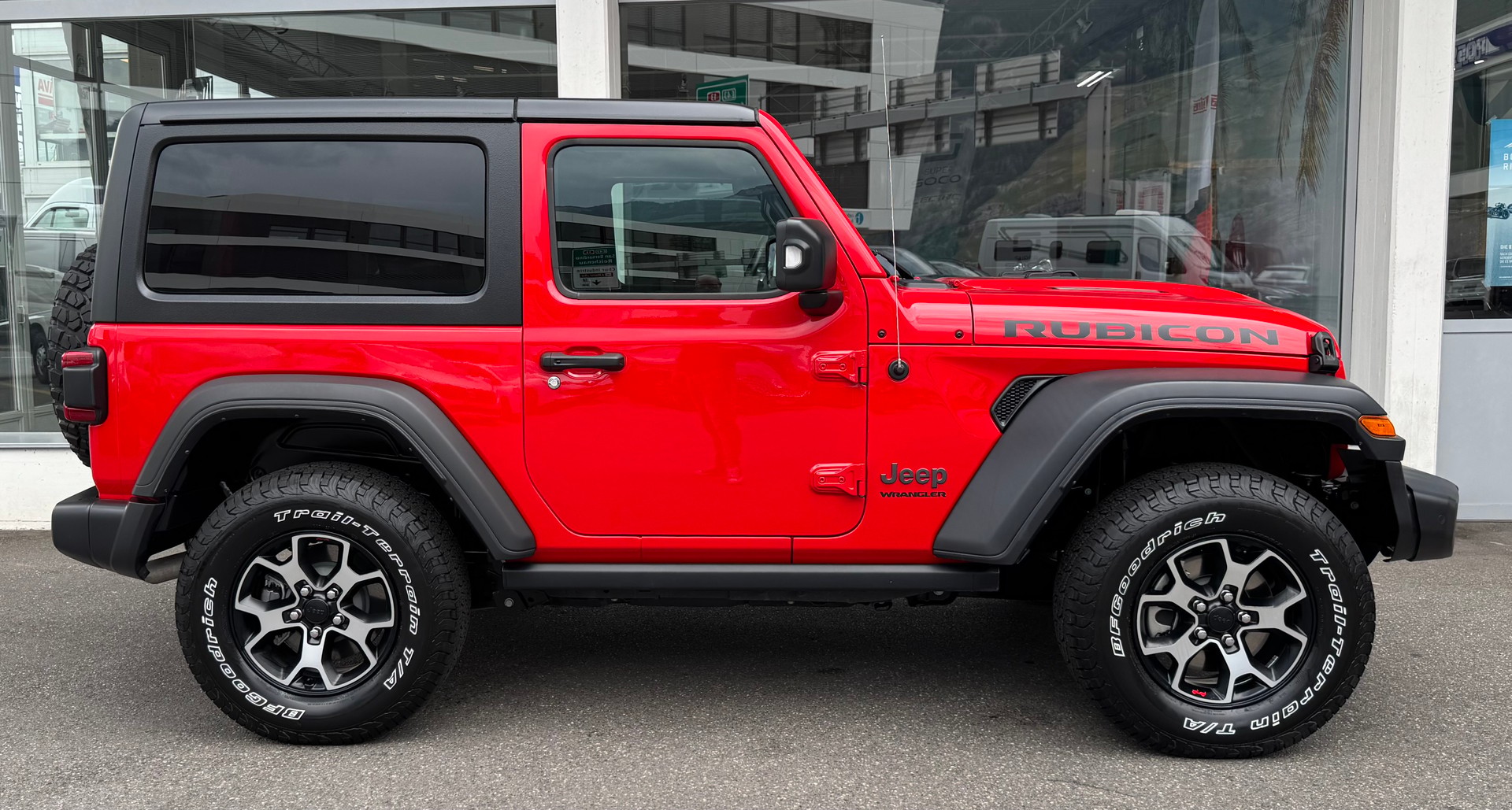 JEEP Wrangler 2.0 Rubicon Automatic-showroom-element-1