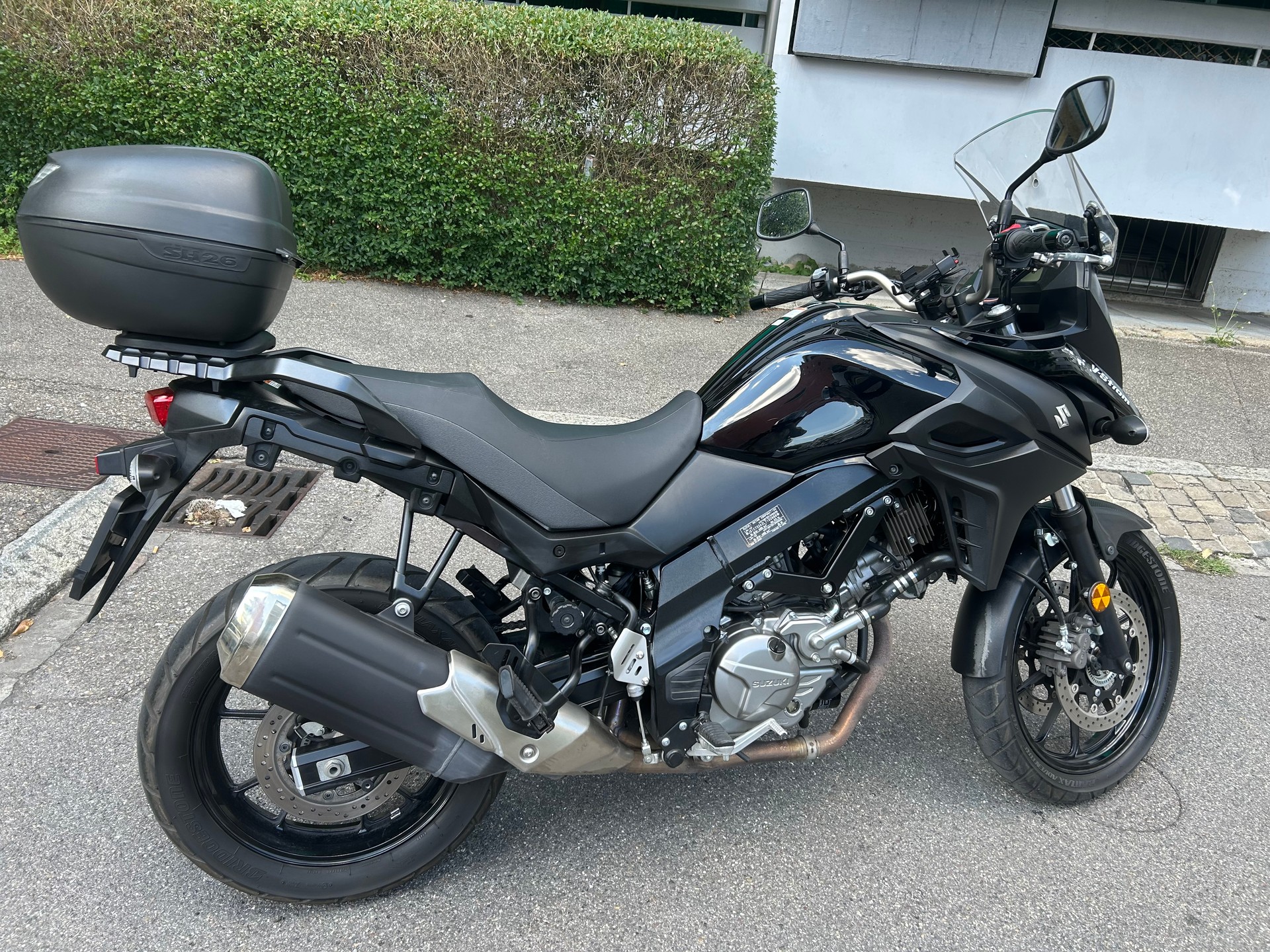 SUZUKI DL 650 XA ABS L7-image-8