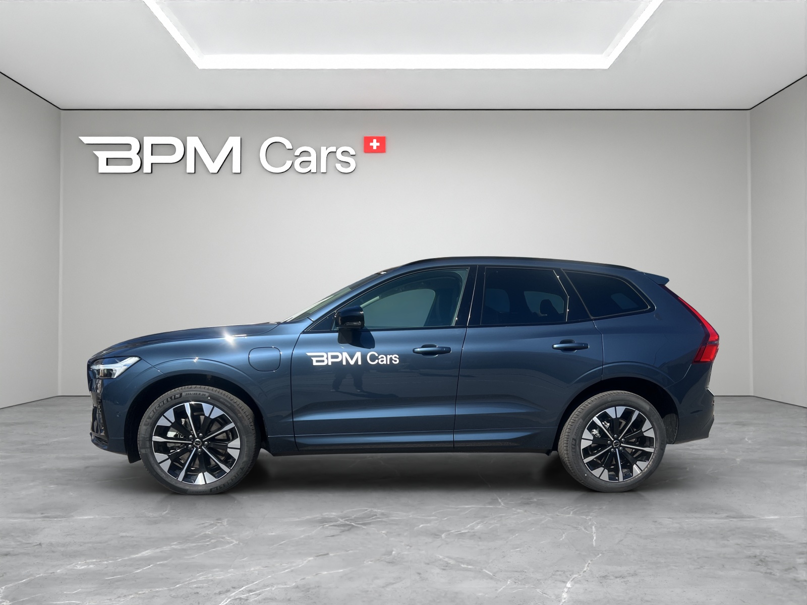 VOLVO XC60 T6 eAWD PluginHybrid Plus Dark Geartronic-image-17