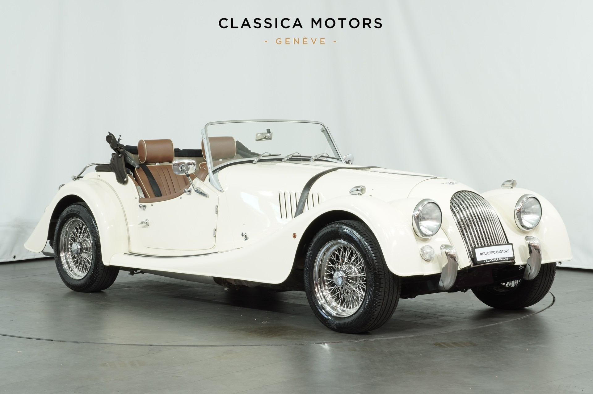 MORGAN Plus 4 2.0 Swiss Pack-showroom-element-1