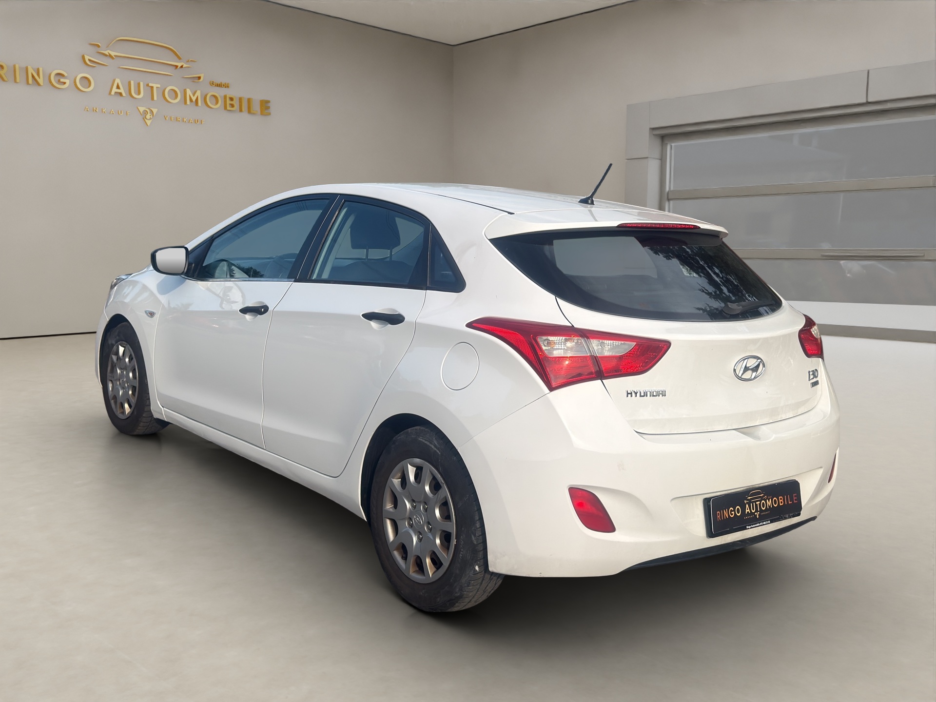HYUNDAI i30 1.4 Pica-image-4