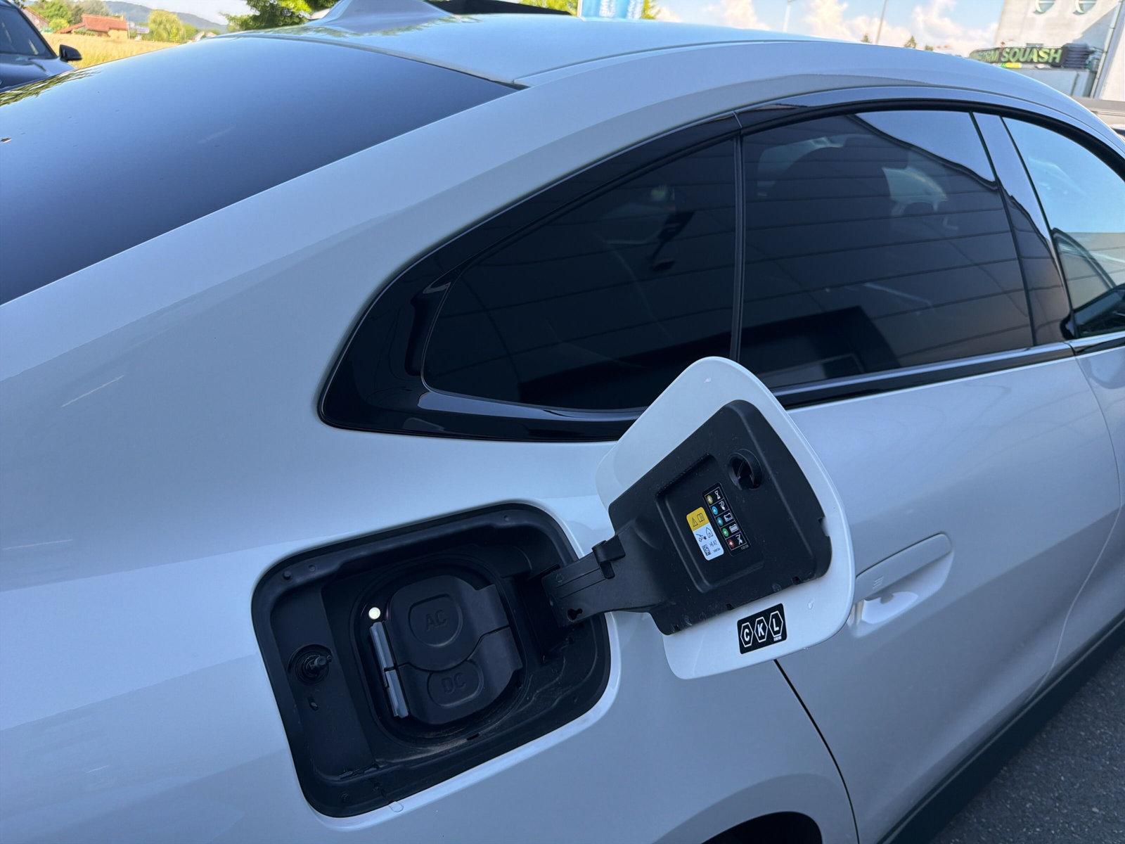 BMW i4 eDrive35 (CH) AHK ** Action de Leasing à 0.9% **-image-26
