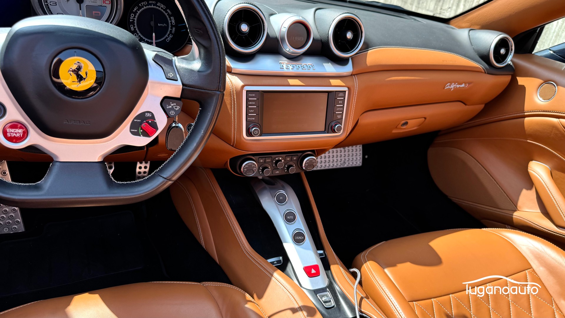 FERRARI California 3.9 V8 T-image-10