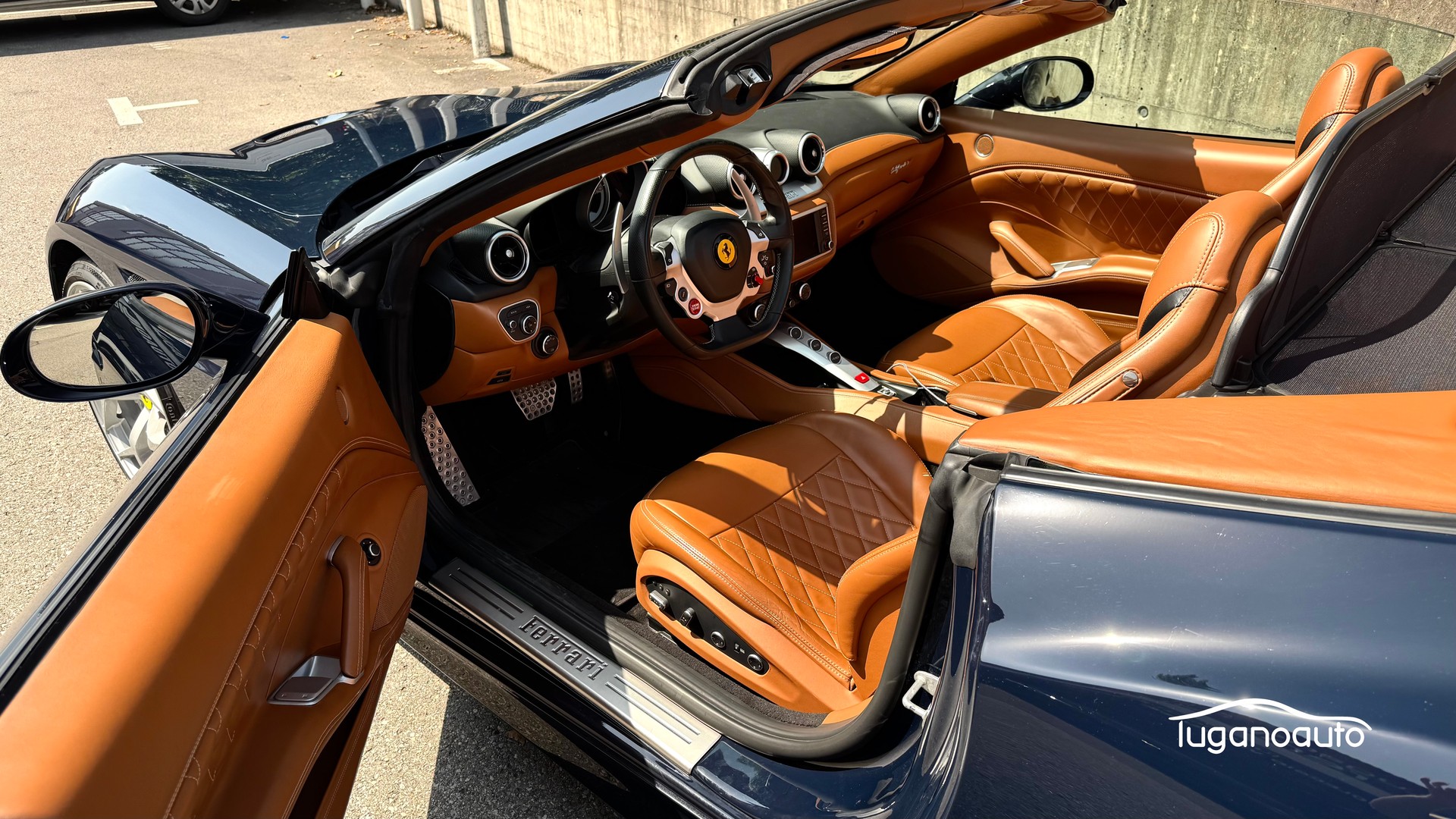 FERRARI California 3.9 V8 T-image-7