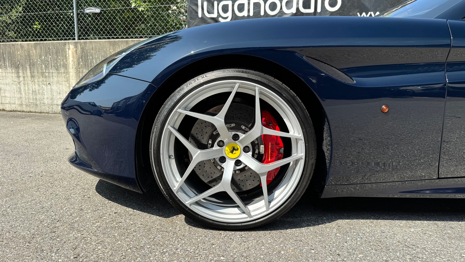 FERRARI California 3.9 V8 T-image-3
