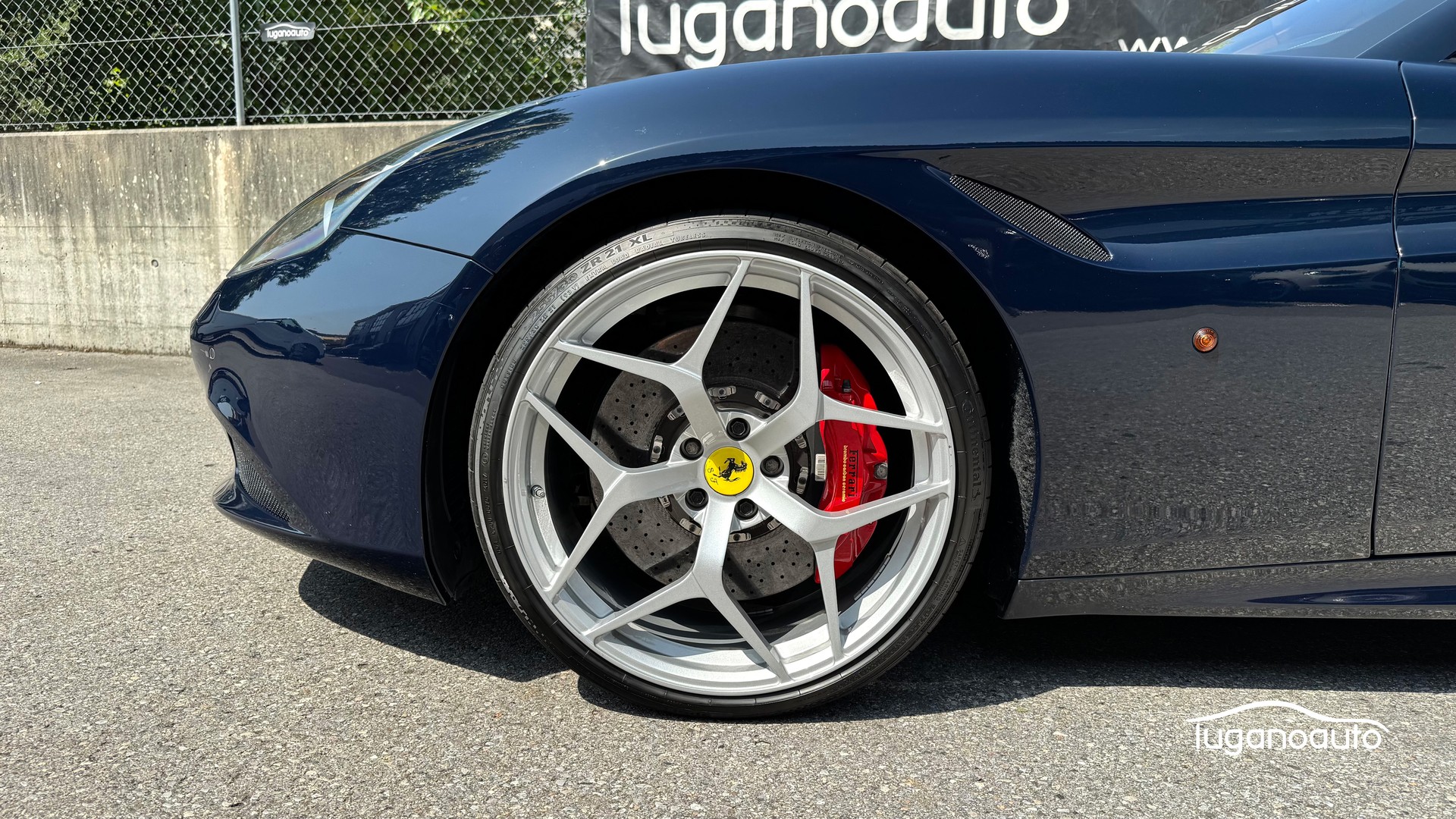 FERRARI California 3.9 V8 T-image-6