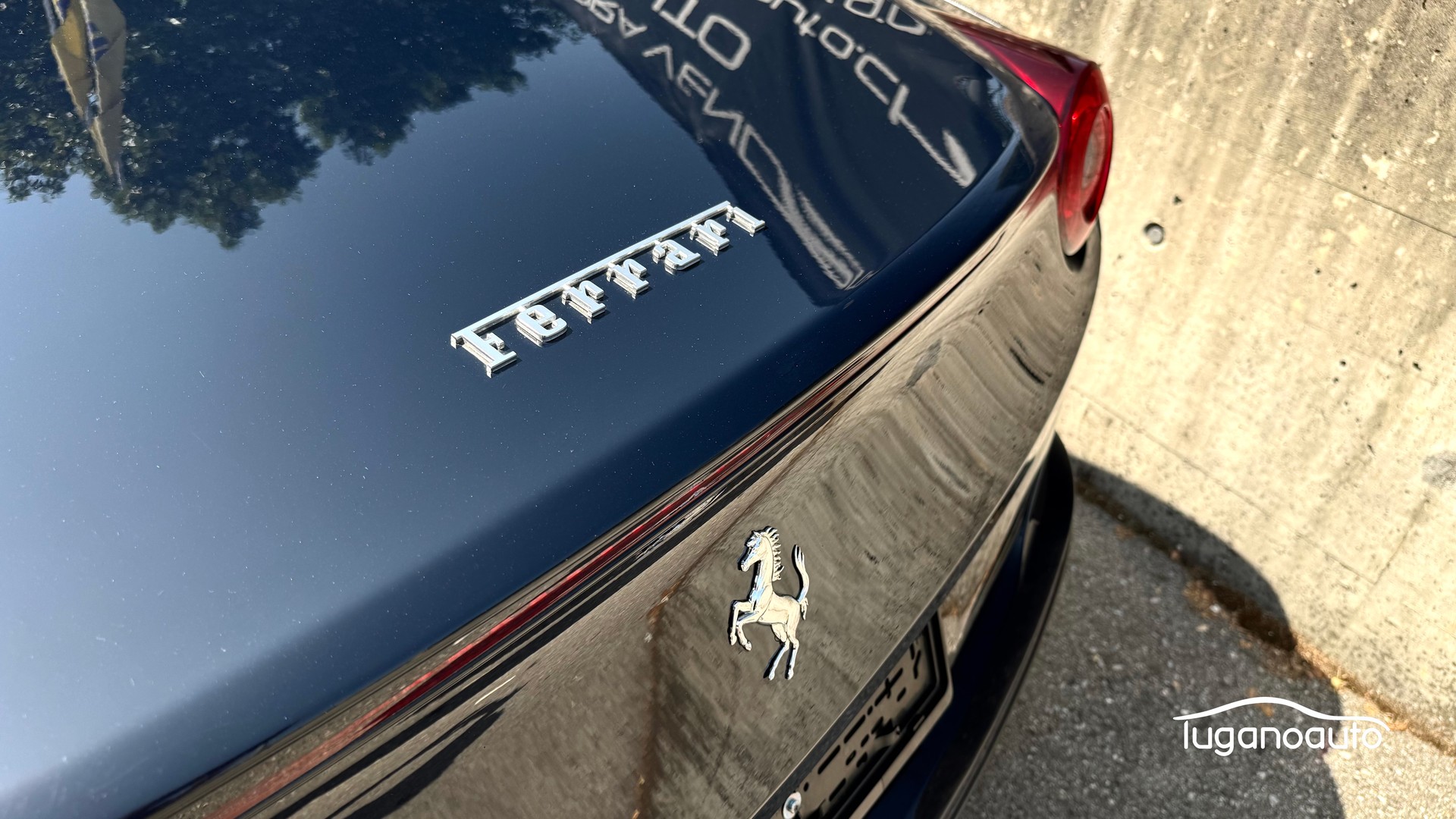 FERRARI California 3.9 V8 T-image-15