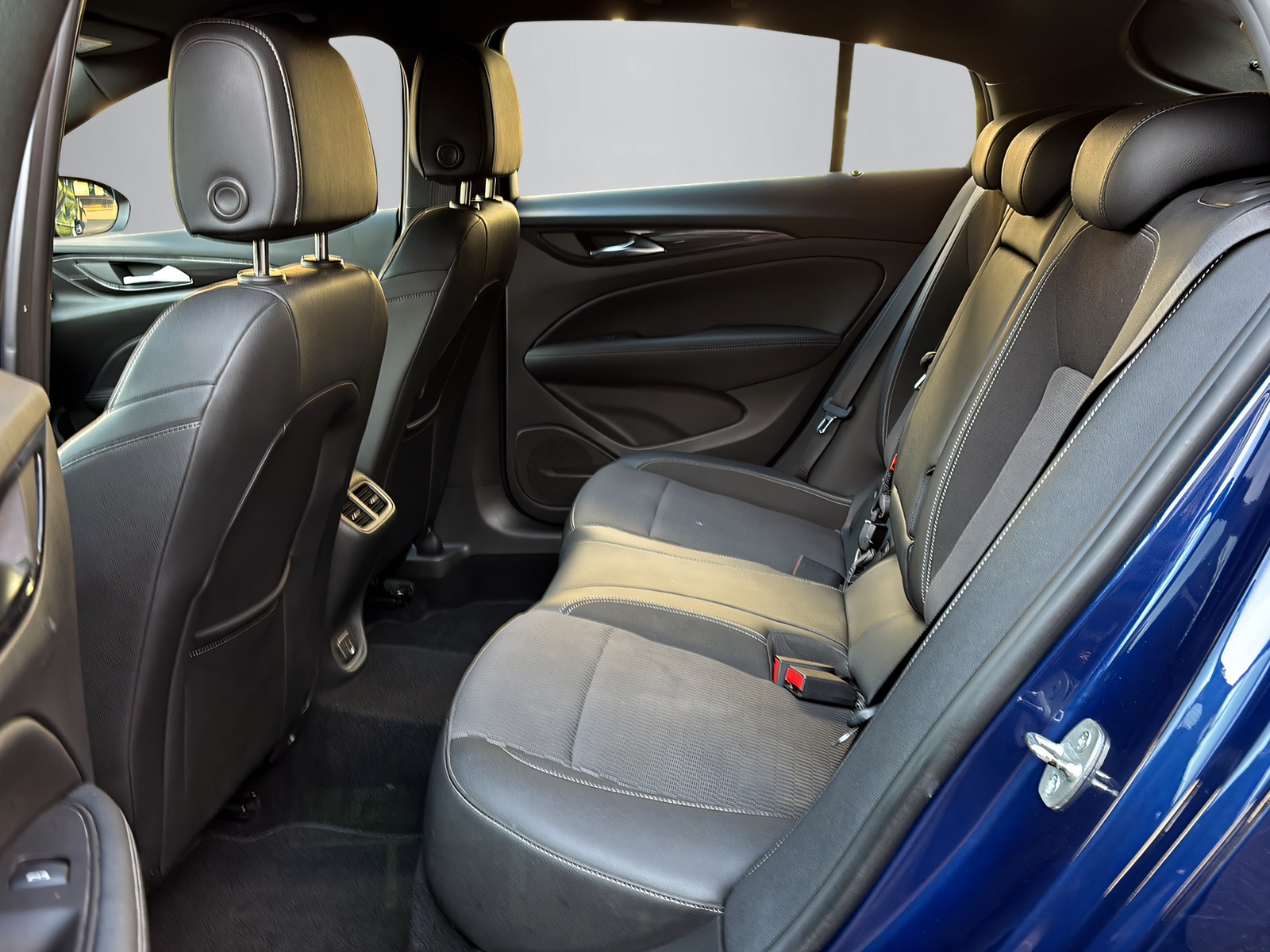 OPEL Insignia Grand Sport 2.0 T Business-image-6