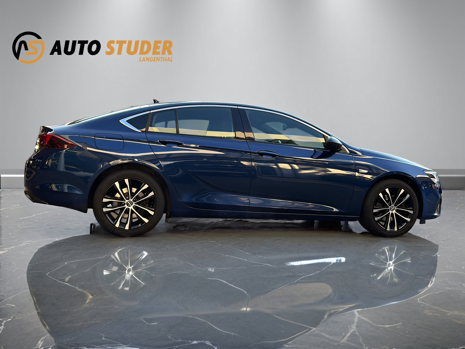 OPEL Insignia Grand Sport 2.0 T Business-image-12