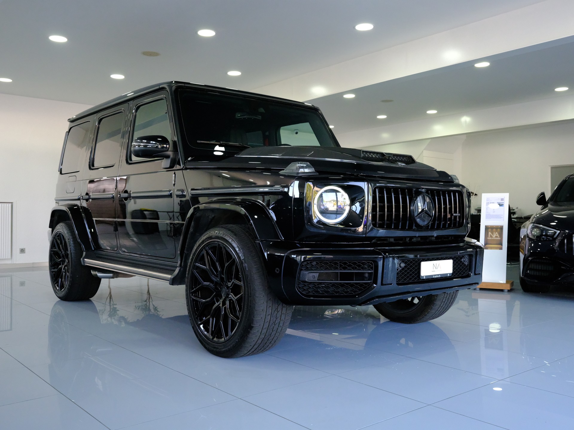 MERCEDES-BENZ G 500 AMG Line 9G-Tronic-showroom-element-1
