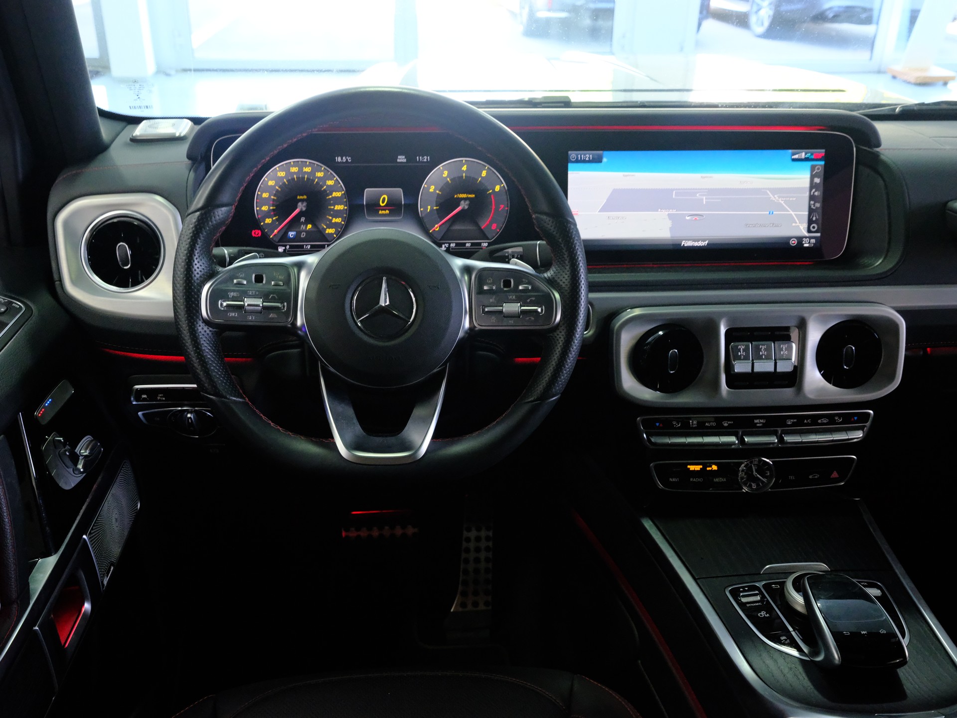 MERCEDES-BENZ G 500 AMG Line 9G-Tronic-image-10