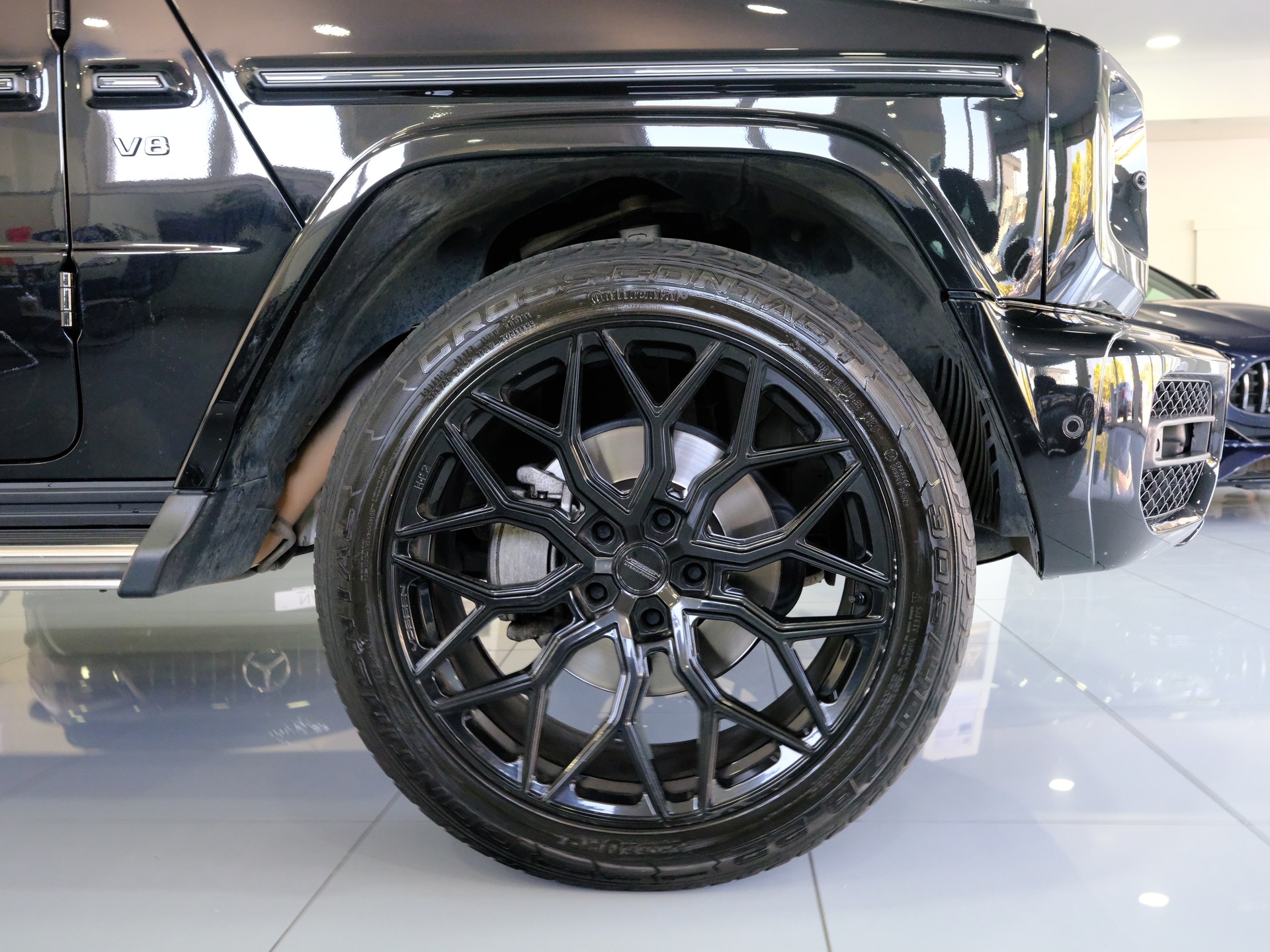 MERCEDES-BENZ G 500 AMG Line 9G-Tronic-image-16