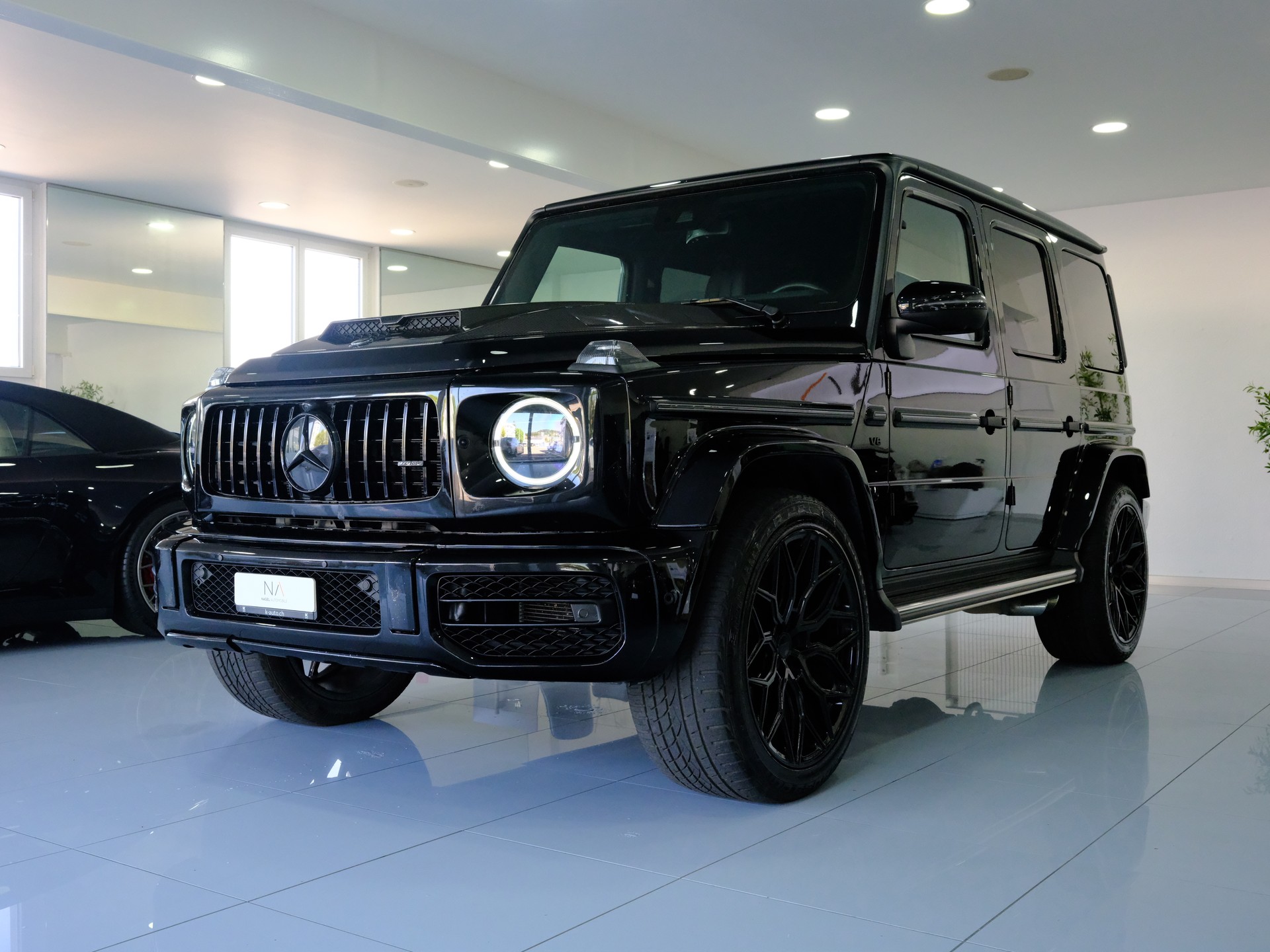 MERCEDES-BENZ G 500 AMG Line 9G-Tronic-showroom-element-3