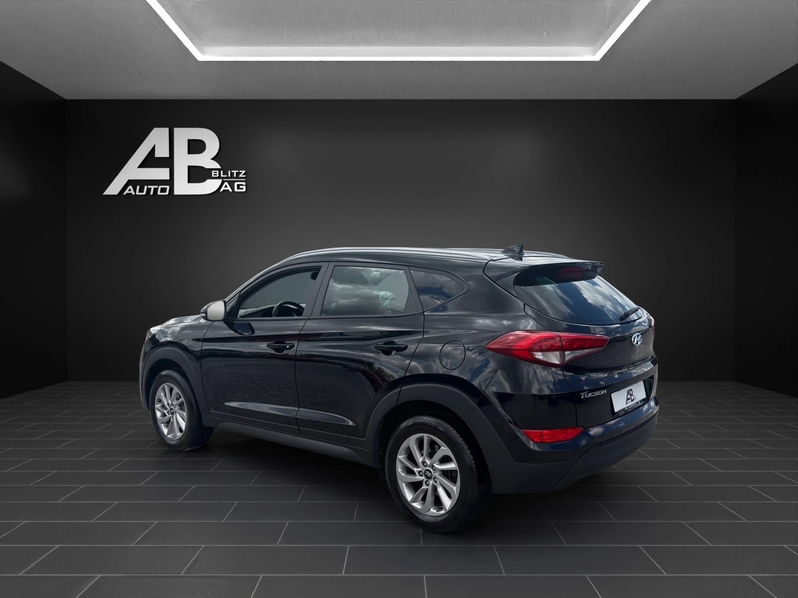 HYUNDAI Tucson 1.6 GDI-showroom-element-2