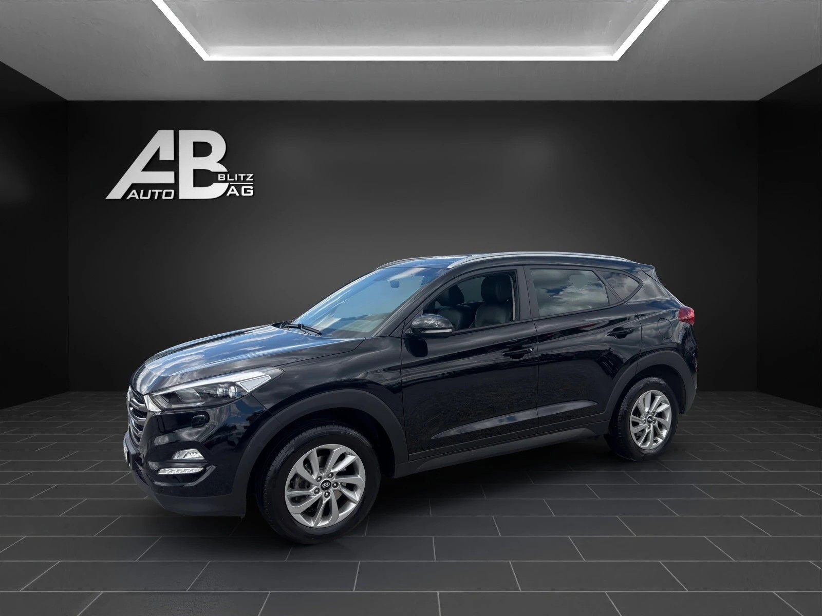 HYUNDAI Tucson 1.6 GDI-showroom-element-1