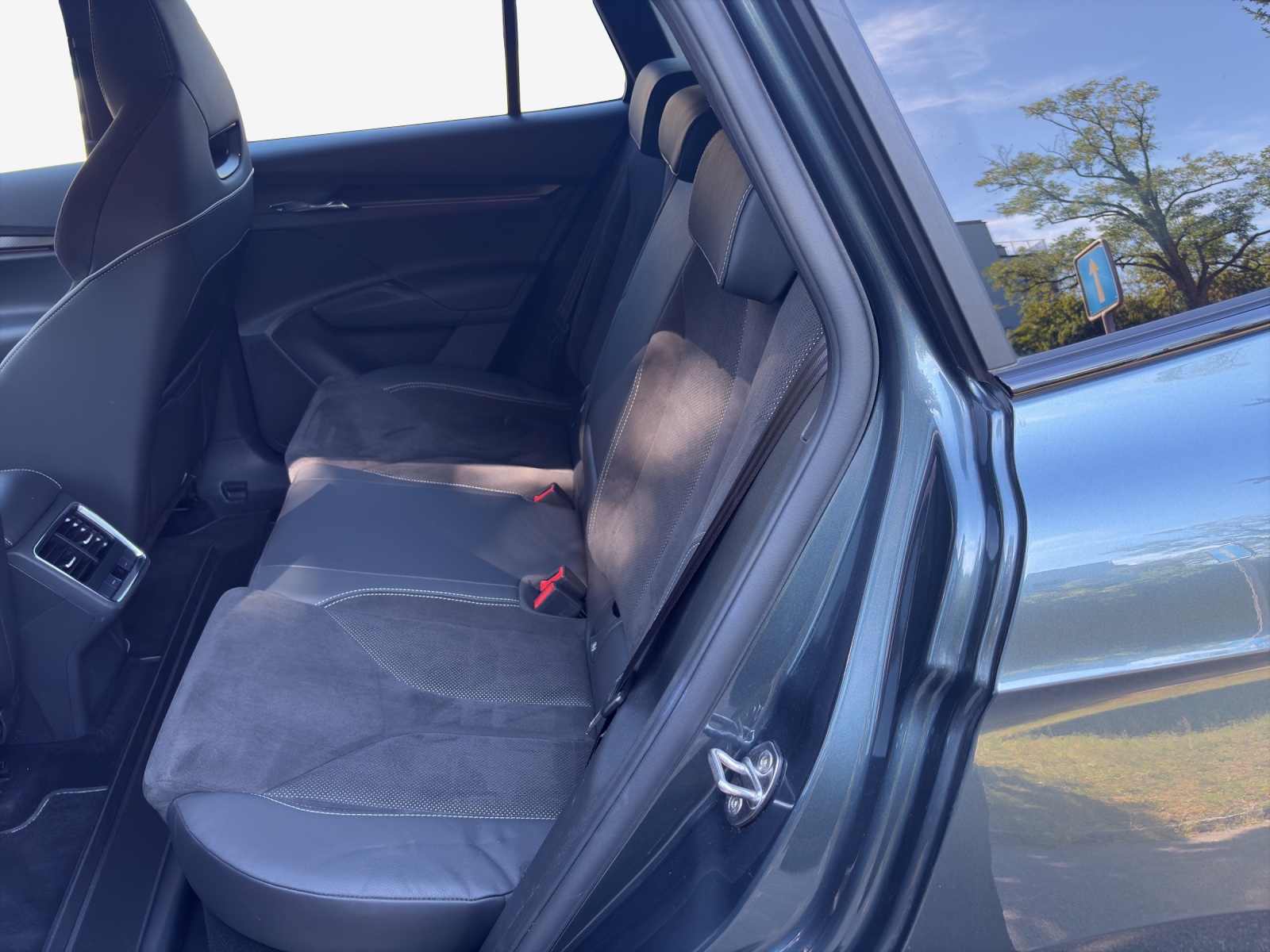 SKODA Enyaq iV 60 SportLine-image-11