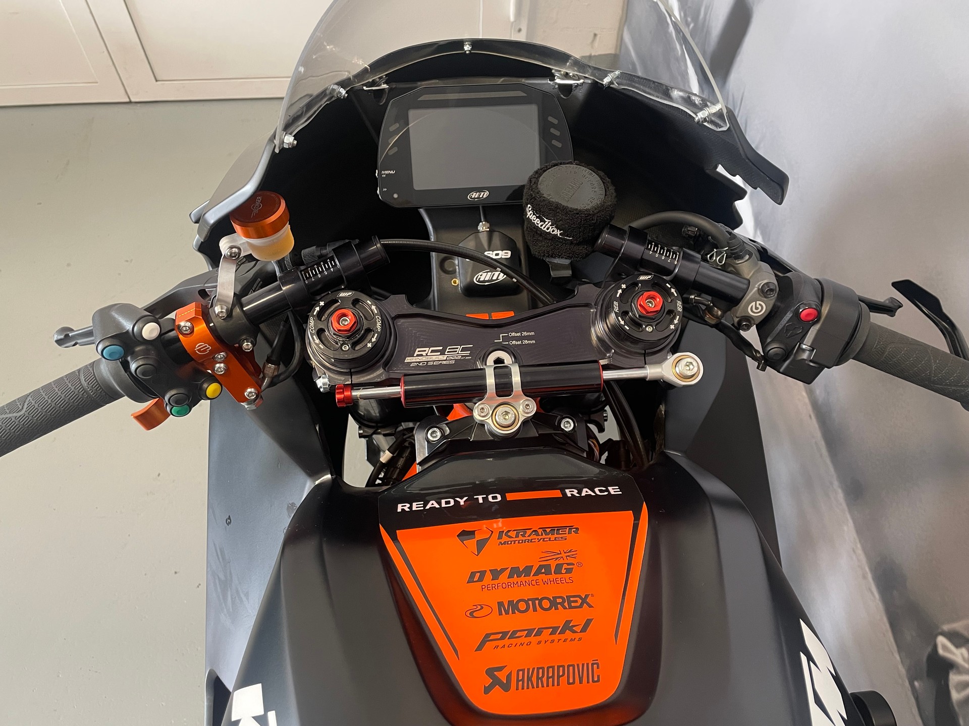 KTM RC8C-image-13