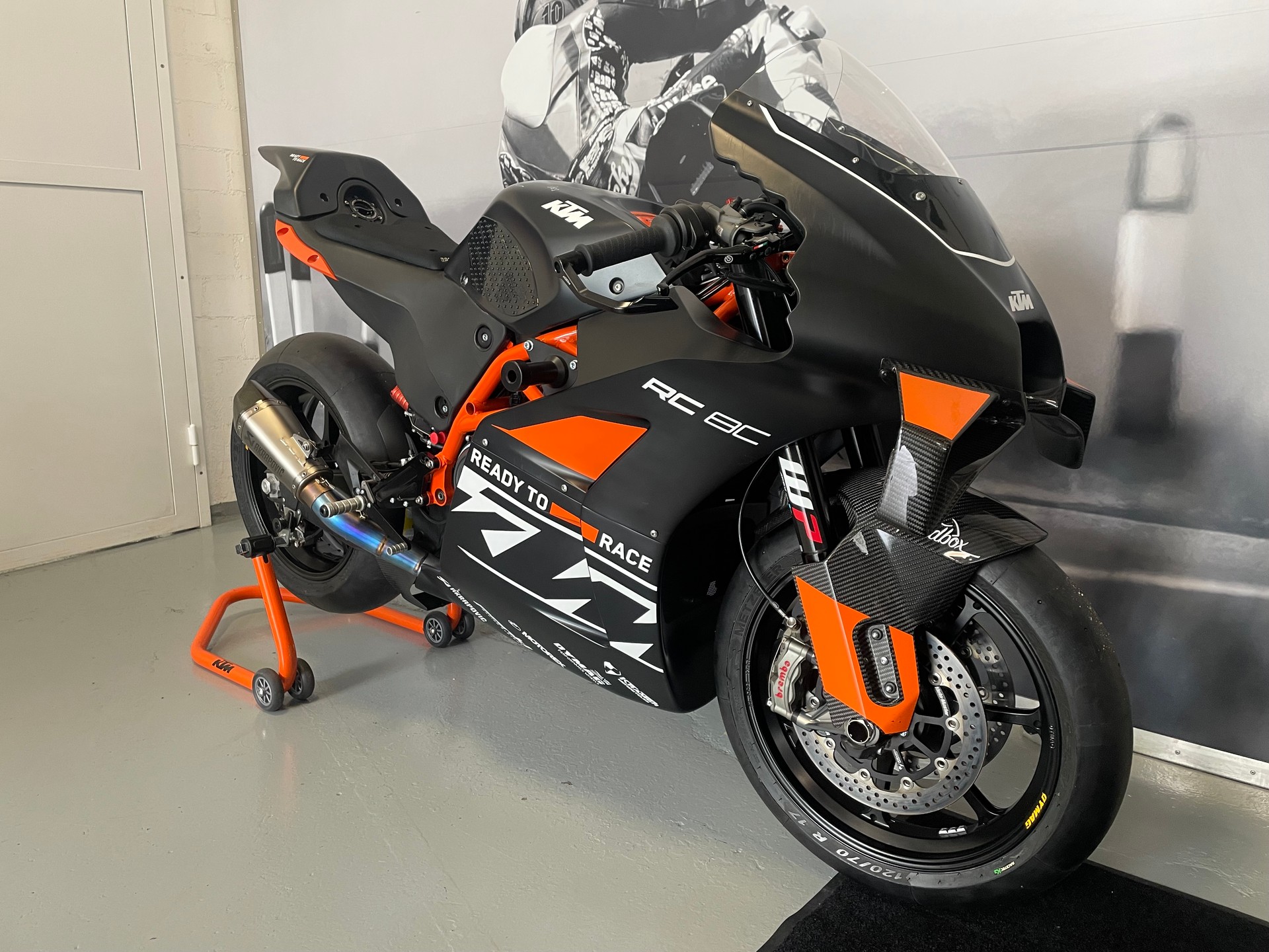 KTM RC8C-image-2