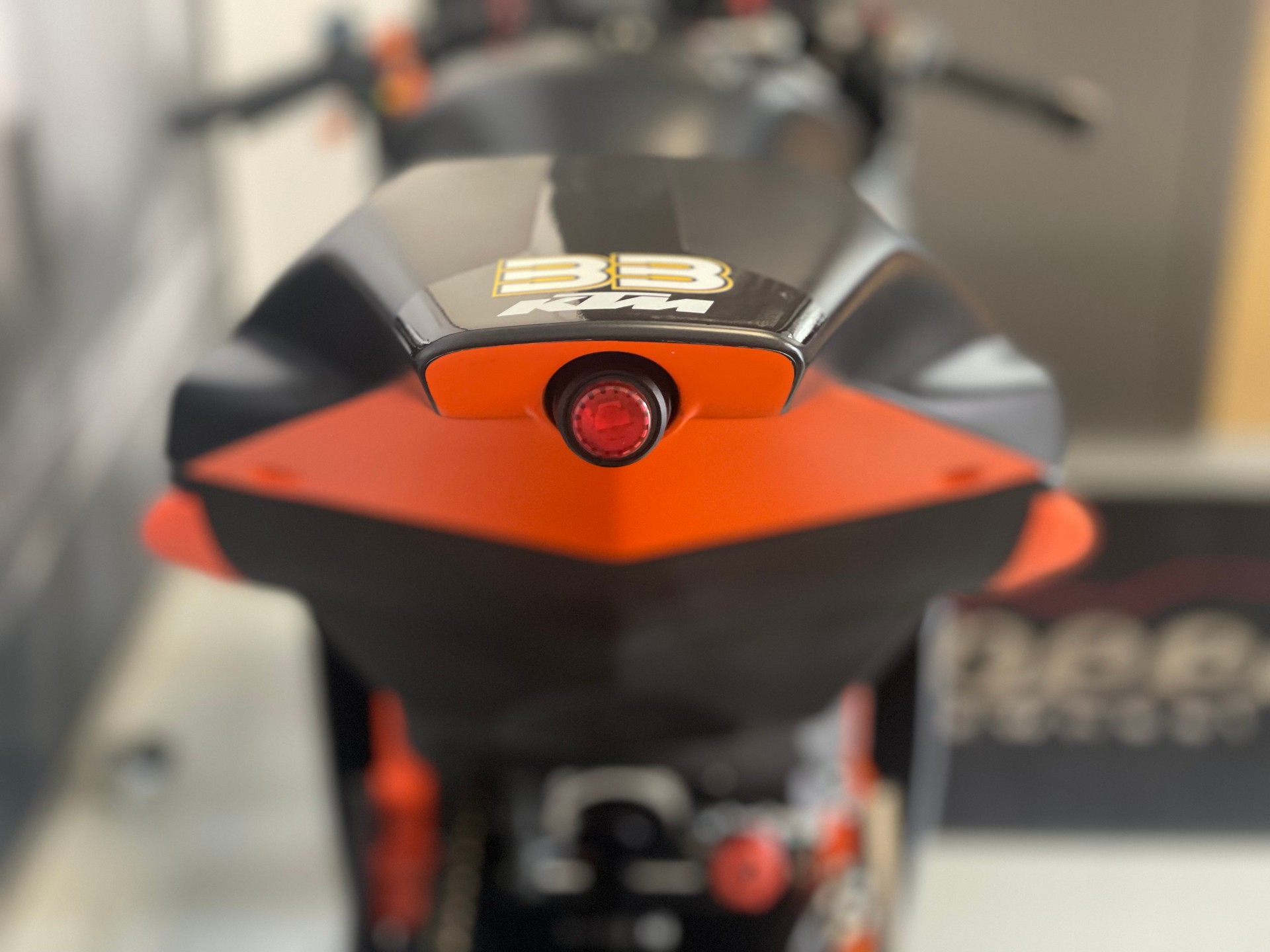 KTM RC8C-image-12