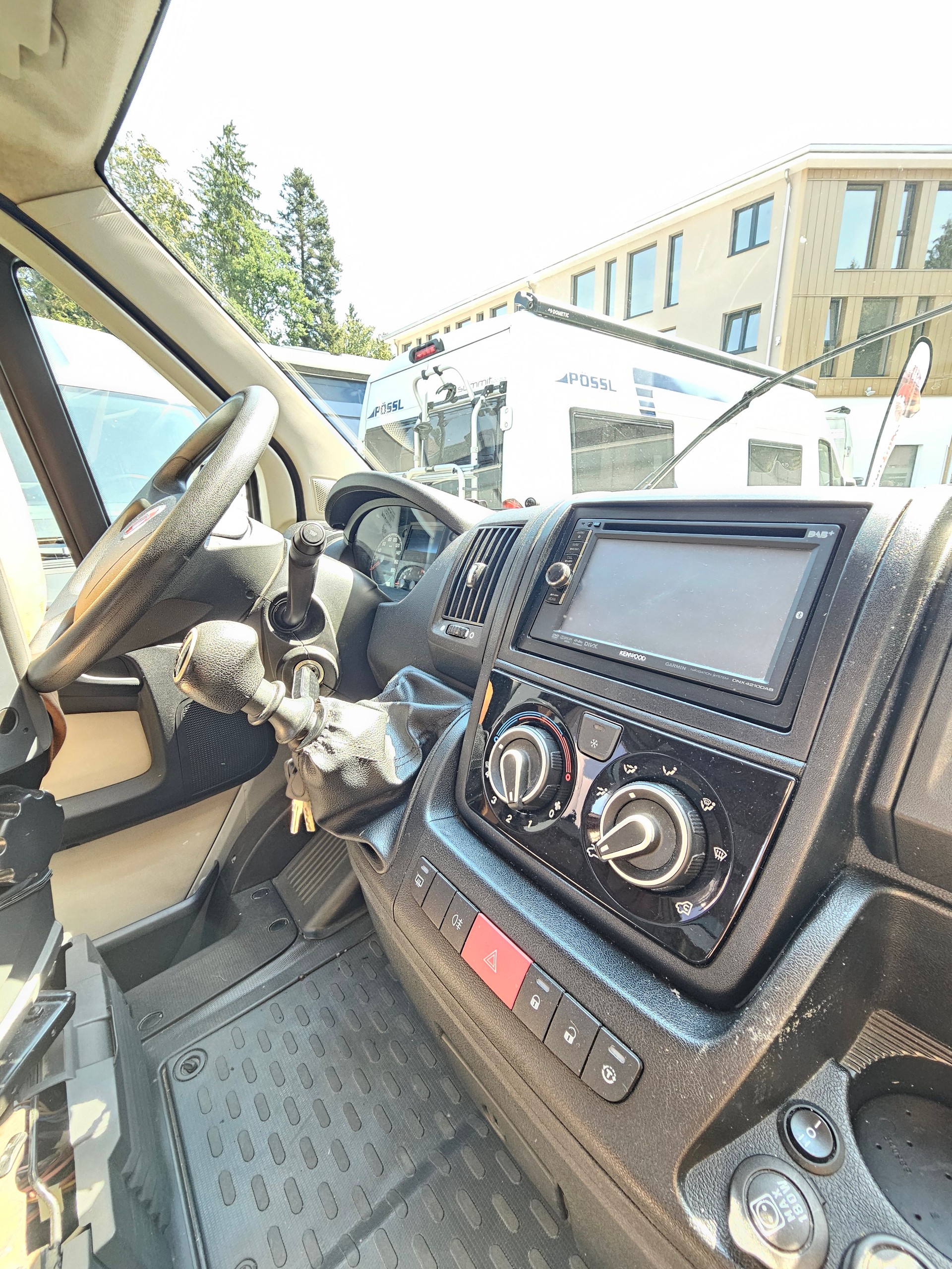 PÖSSL Globecar R540-image-6