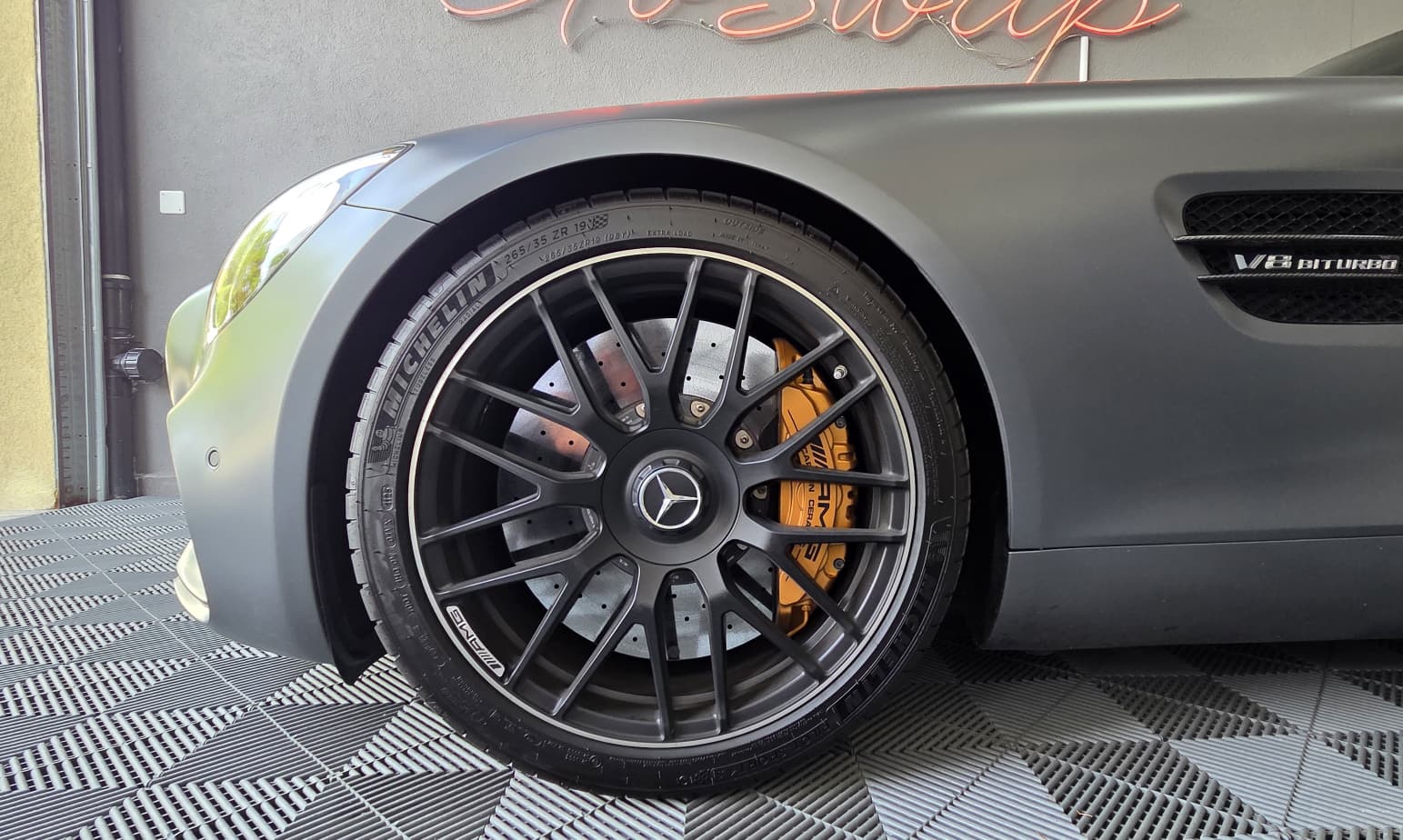 MERCEDES-BENZ AMG GT S Speedshift DCT-image-18