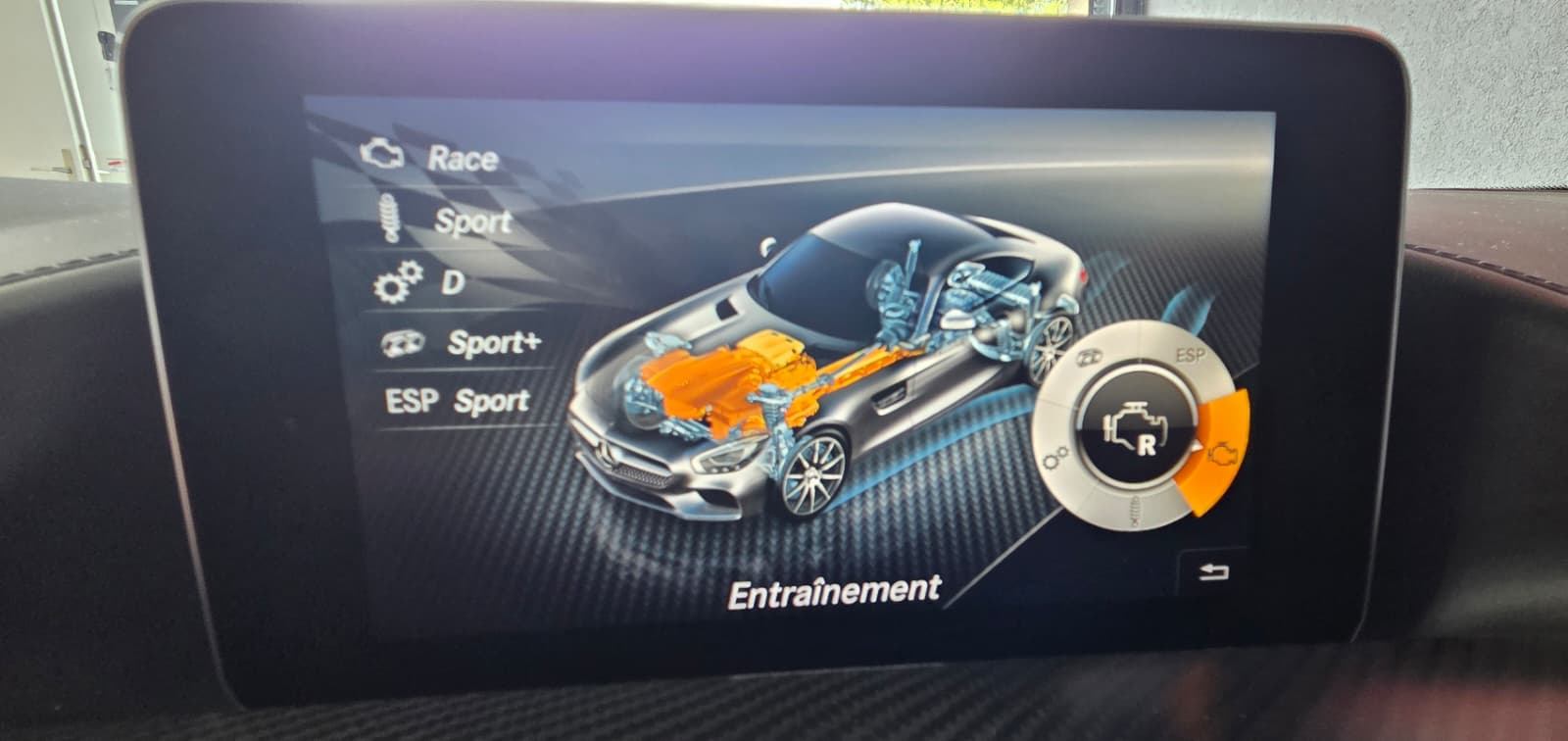 MERCEDES-BENZ AMG GT S Speedshift DCT-image-15