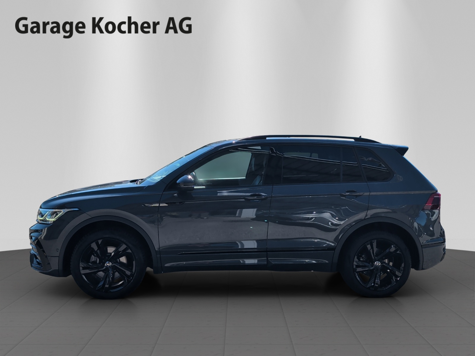 VW Tiguan 2.0TSI R-Line 4Motion DSG-showroom-element-2