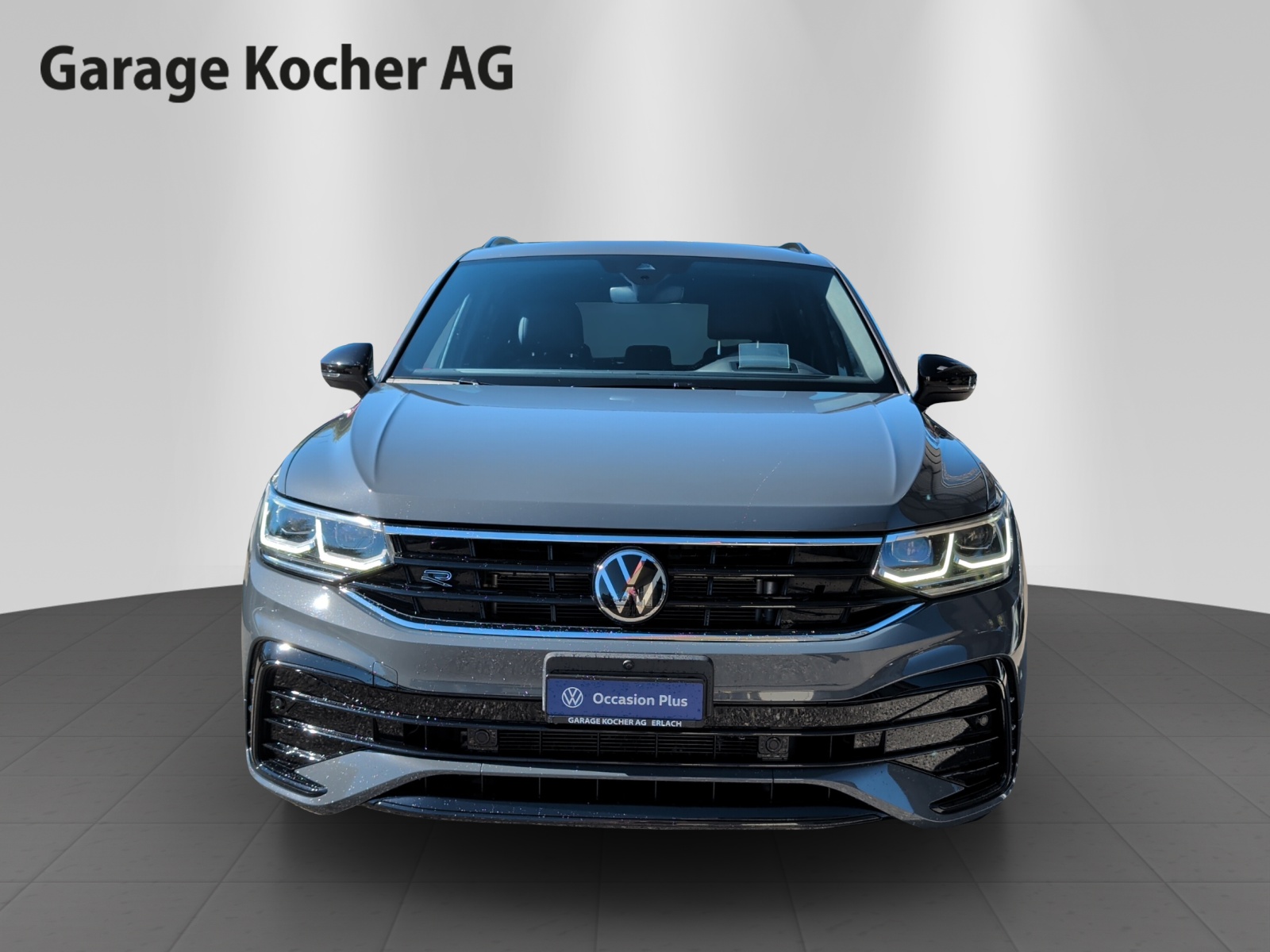 VW Tiguan 2.0TSI R-Line 4Motion DSG-showroom-element-1