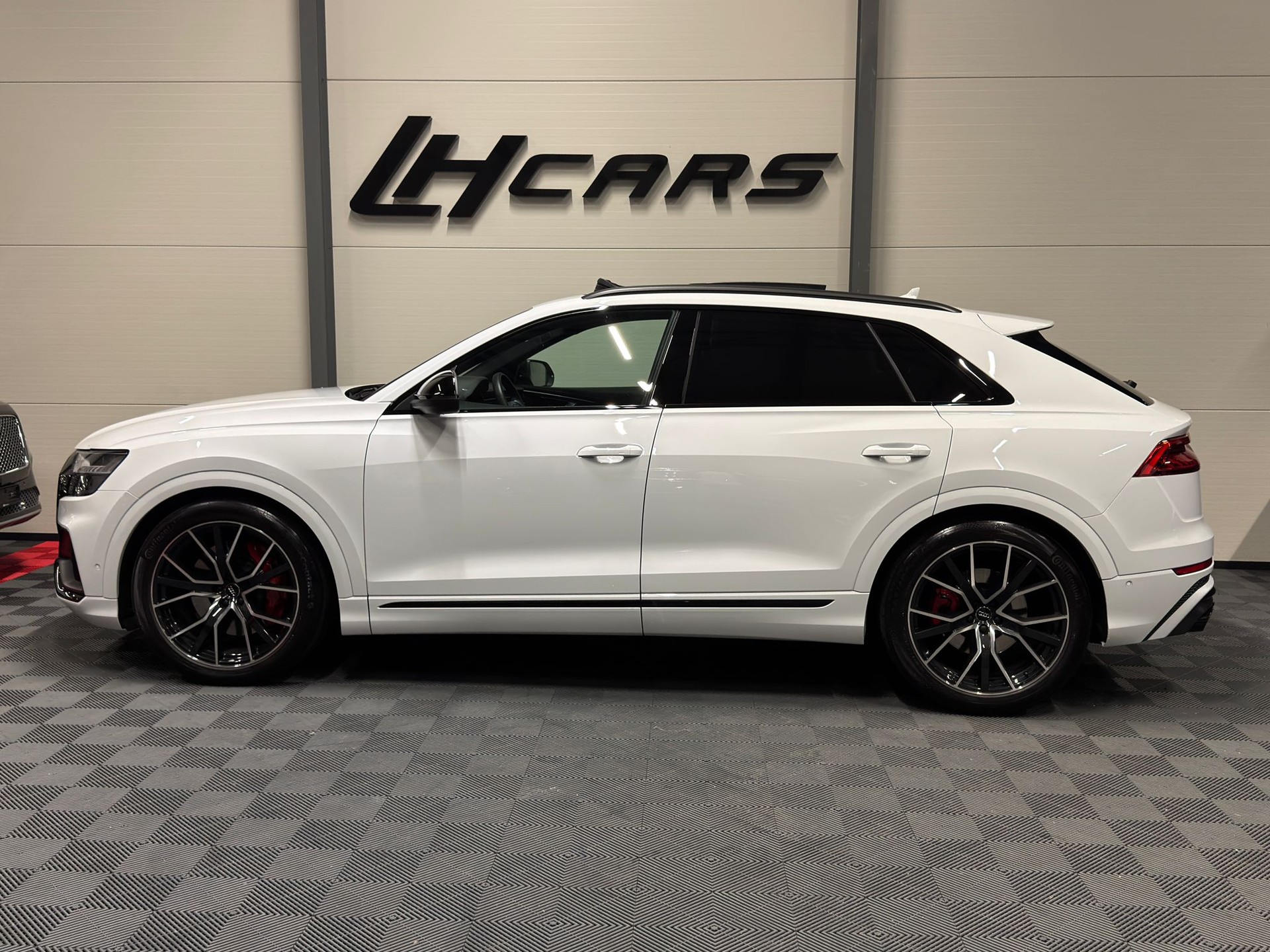 AUDI SQ8 4.0 V8 TDI quattro T-Tronic-image-1
