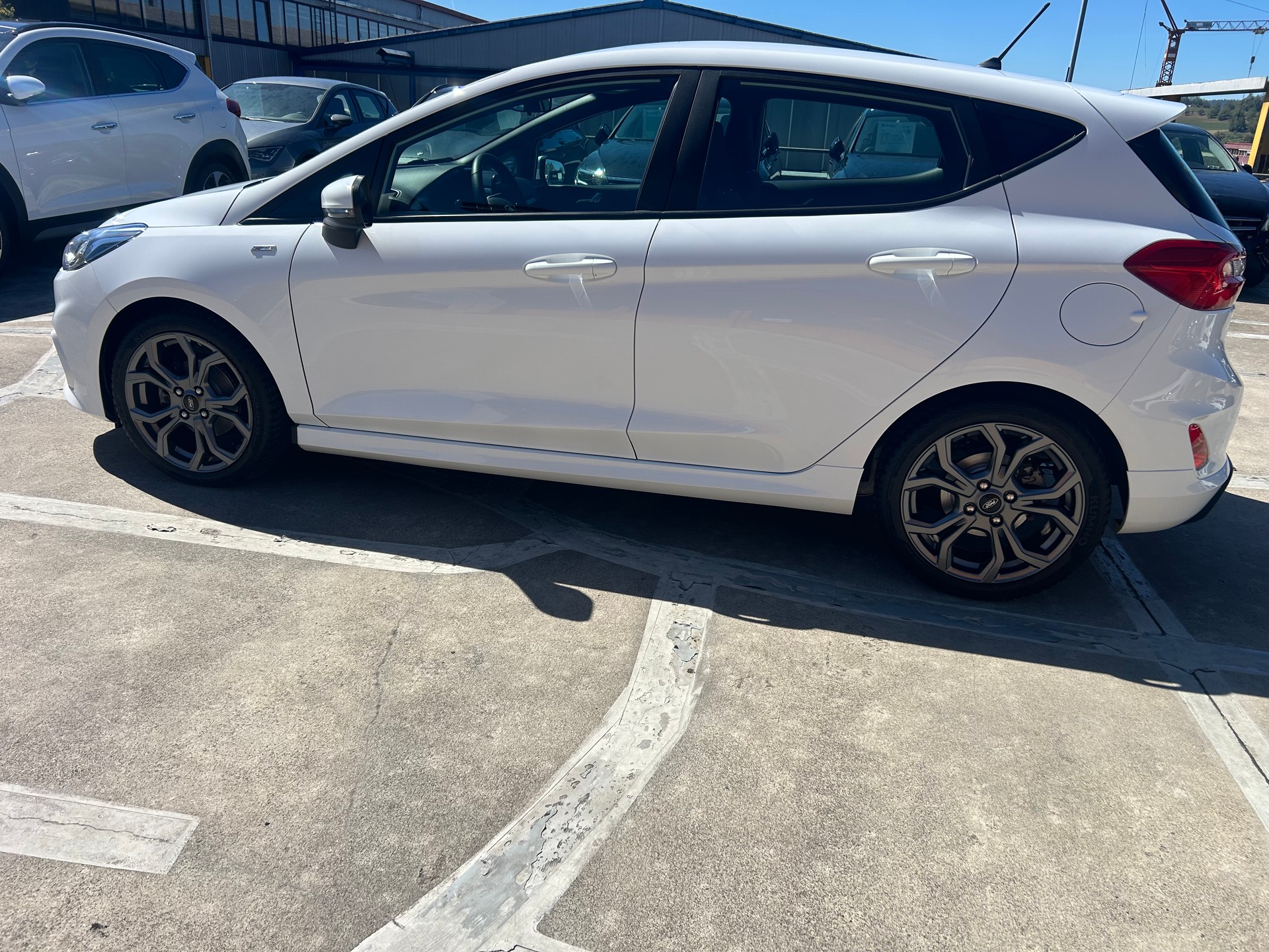 FORD Fiesta 1.1 SCTi ST Line-showroom-element-1