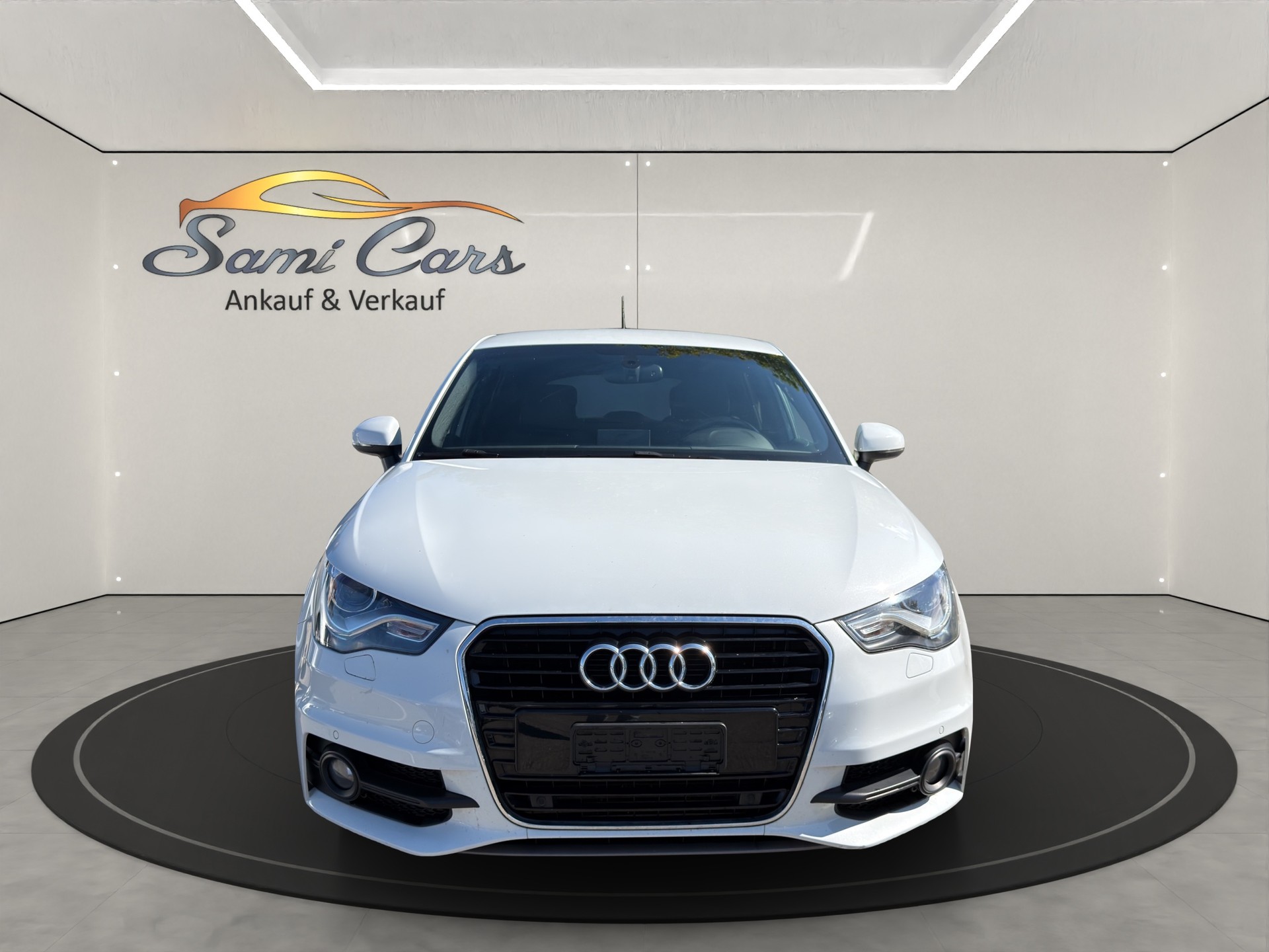 AUDI A1 Sportback Sport 1.4 TFSI Ambition S-tronic-showroom-element-1