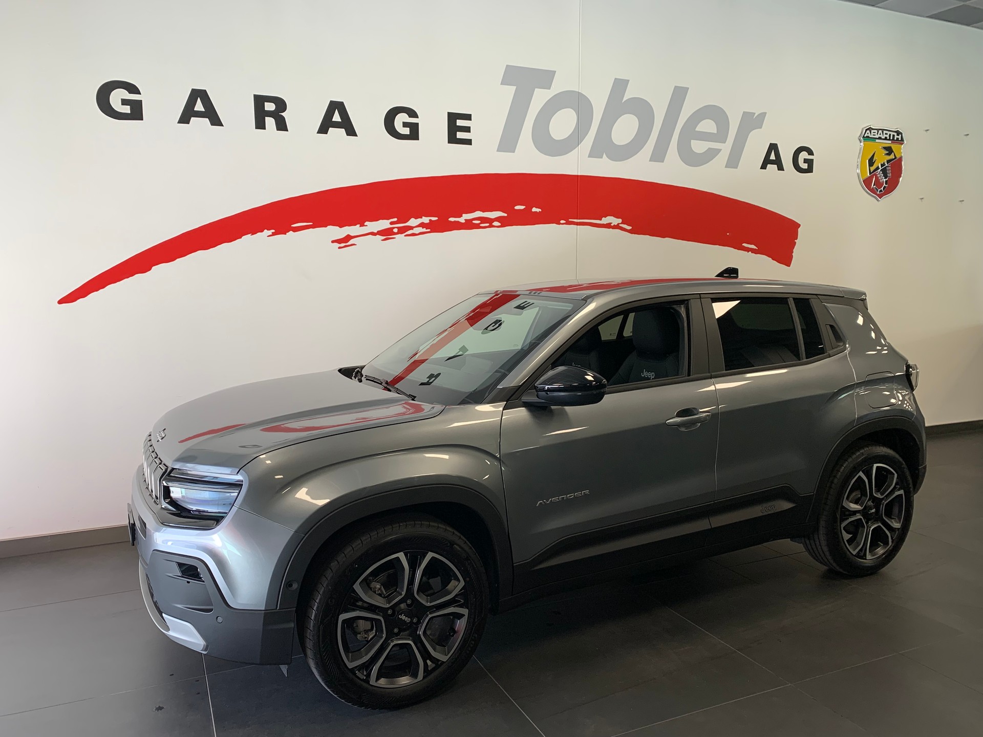 JEEP Avenger 54kWh Summit-showroom-element-2