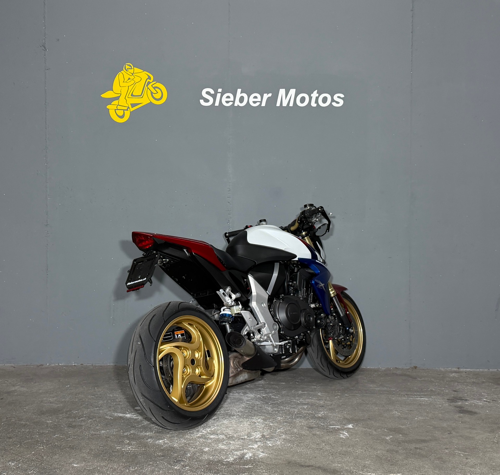 HONDA CB 1000 R ABS-image-3