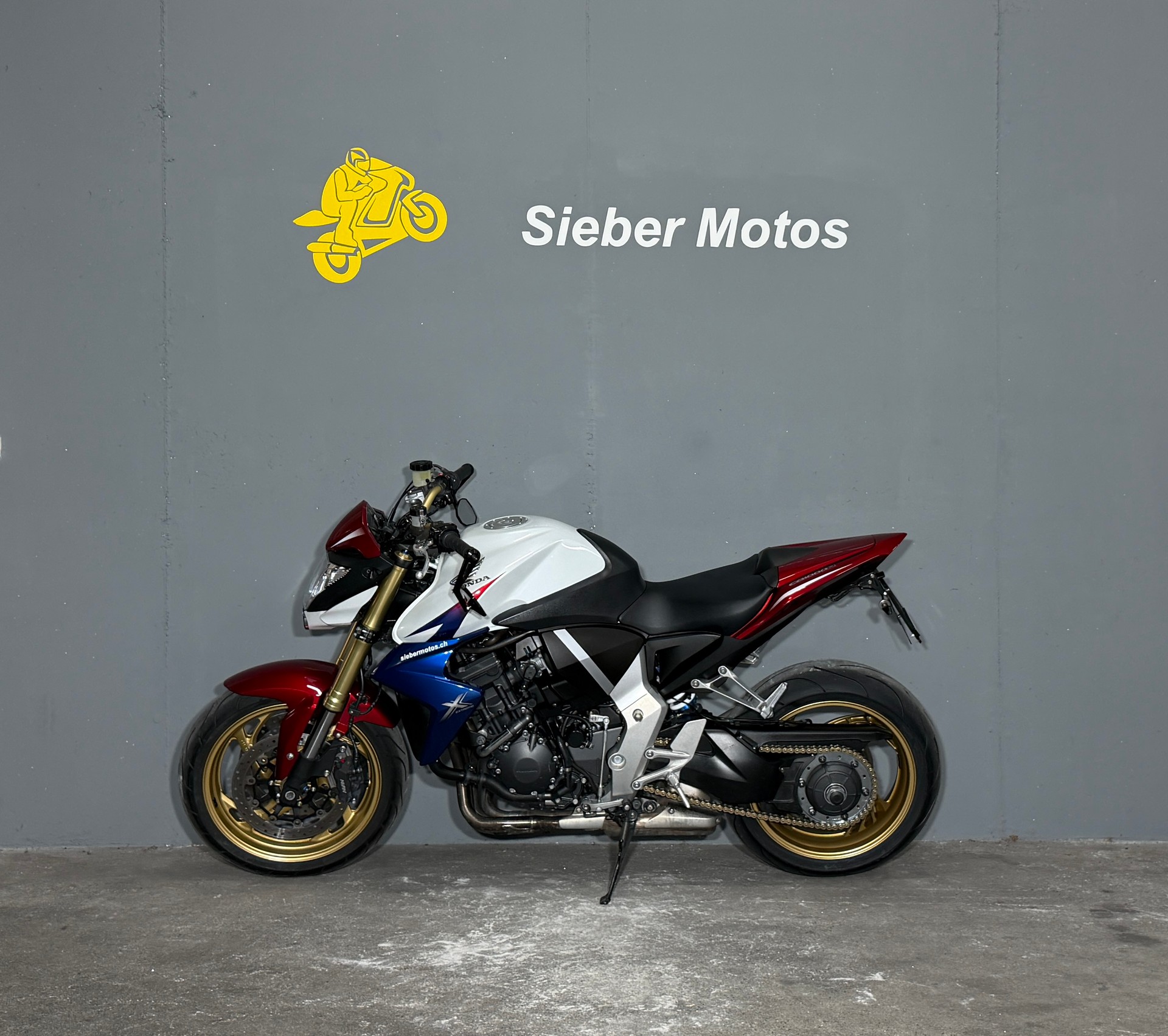 HONDA CB 1000 R ABS-image-2