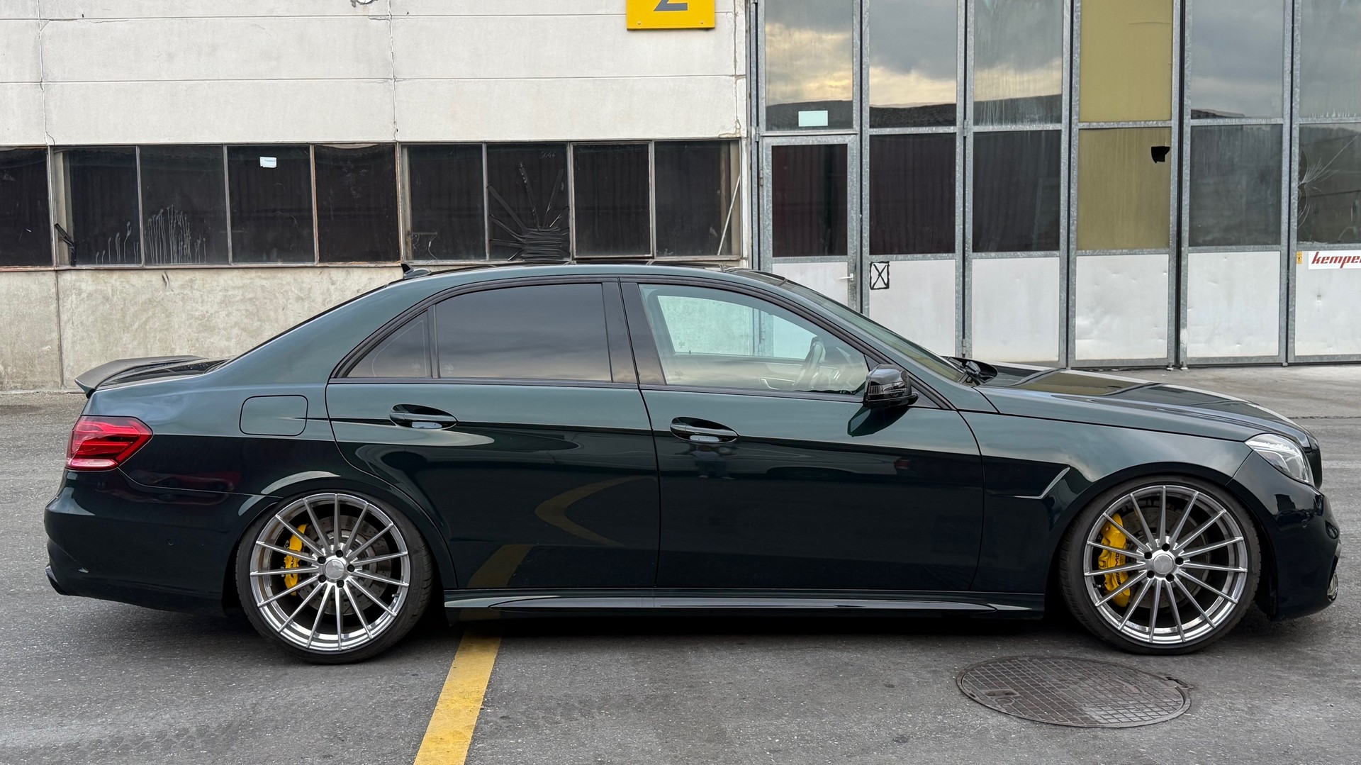 MERCEDES-BENZ E 63 AMG S 4Matic Speedshift-image-5