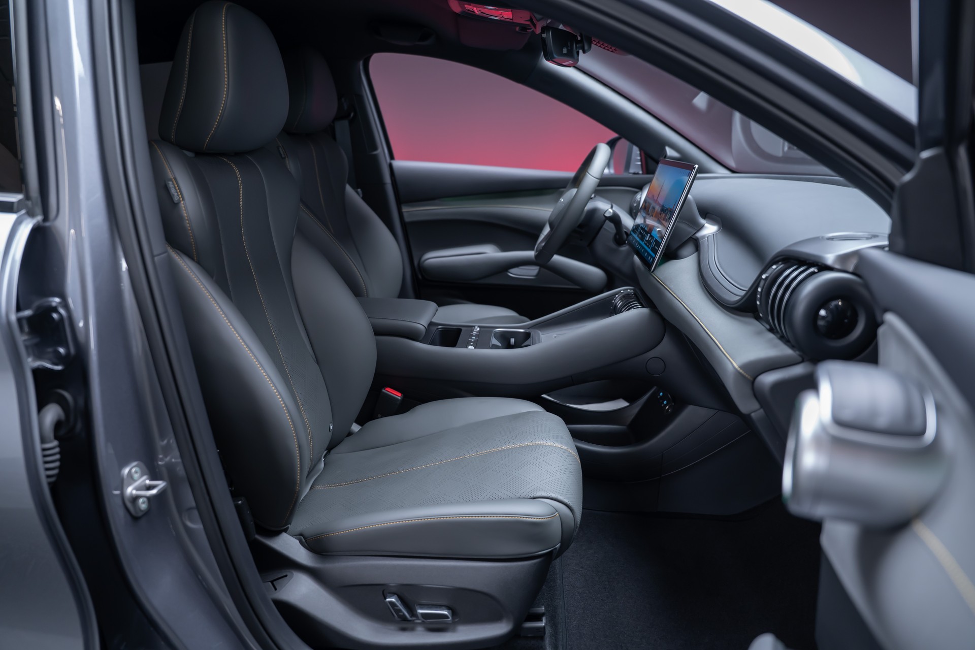 BYD Atto 3 EVO Design / 360°Kamera / Sitzbelüftung /-image-21