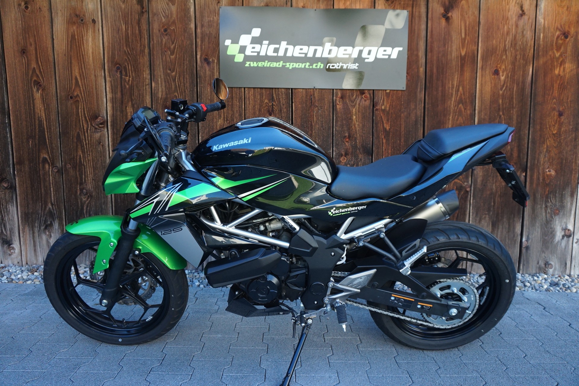 KAWASAKI Z 125-image-0