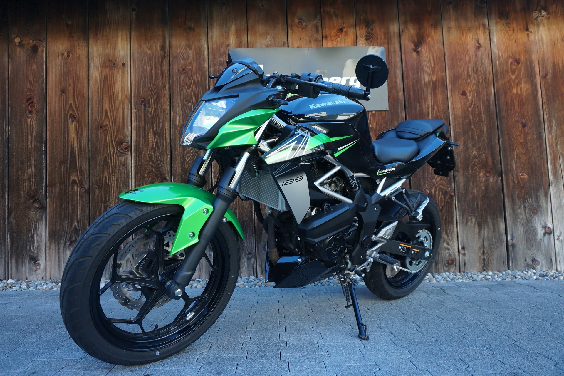 KAWASAKI Z 125-image-6