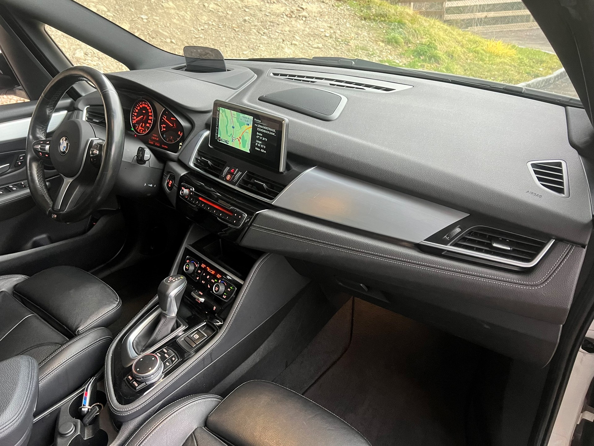 BMW 220d xDrive Gran Tourer M-Sport 7 Plätzer Steptronic-image-7