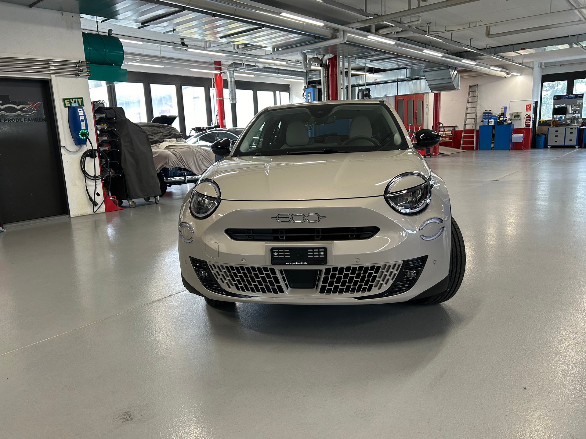 FIAT 600e La Prima-image-7